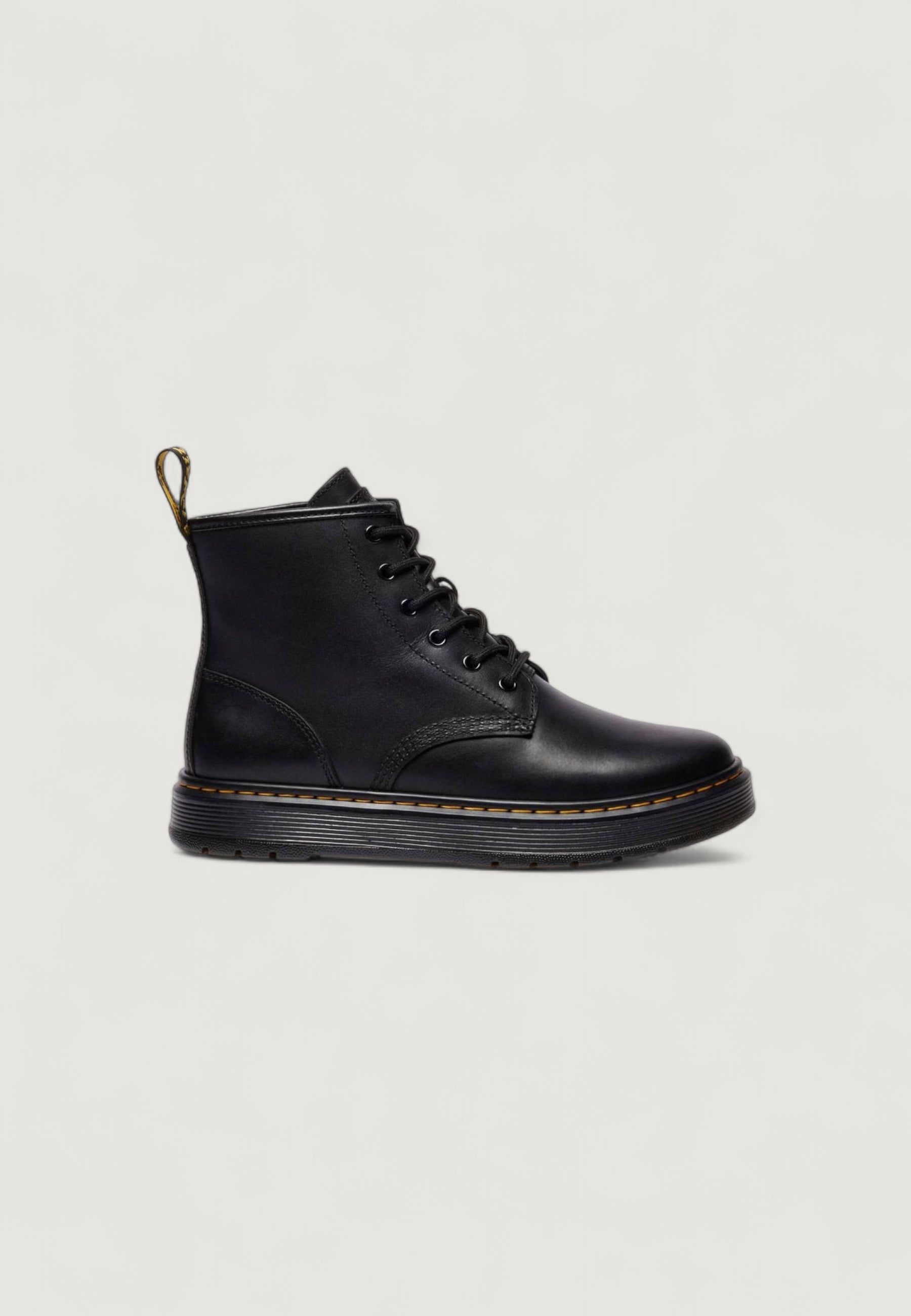 Dr. Martens Brookline Chukka Lusso