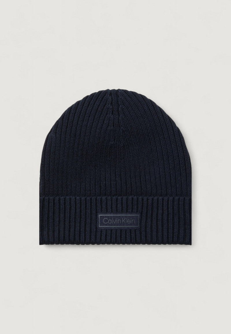 Cap Calvin Klein PATCH CHUNKY RIB COTTON BEANIE