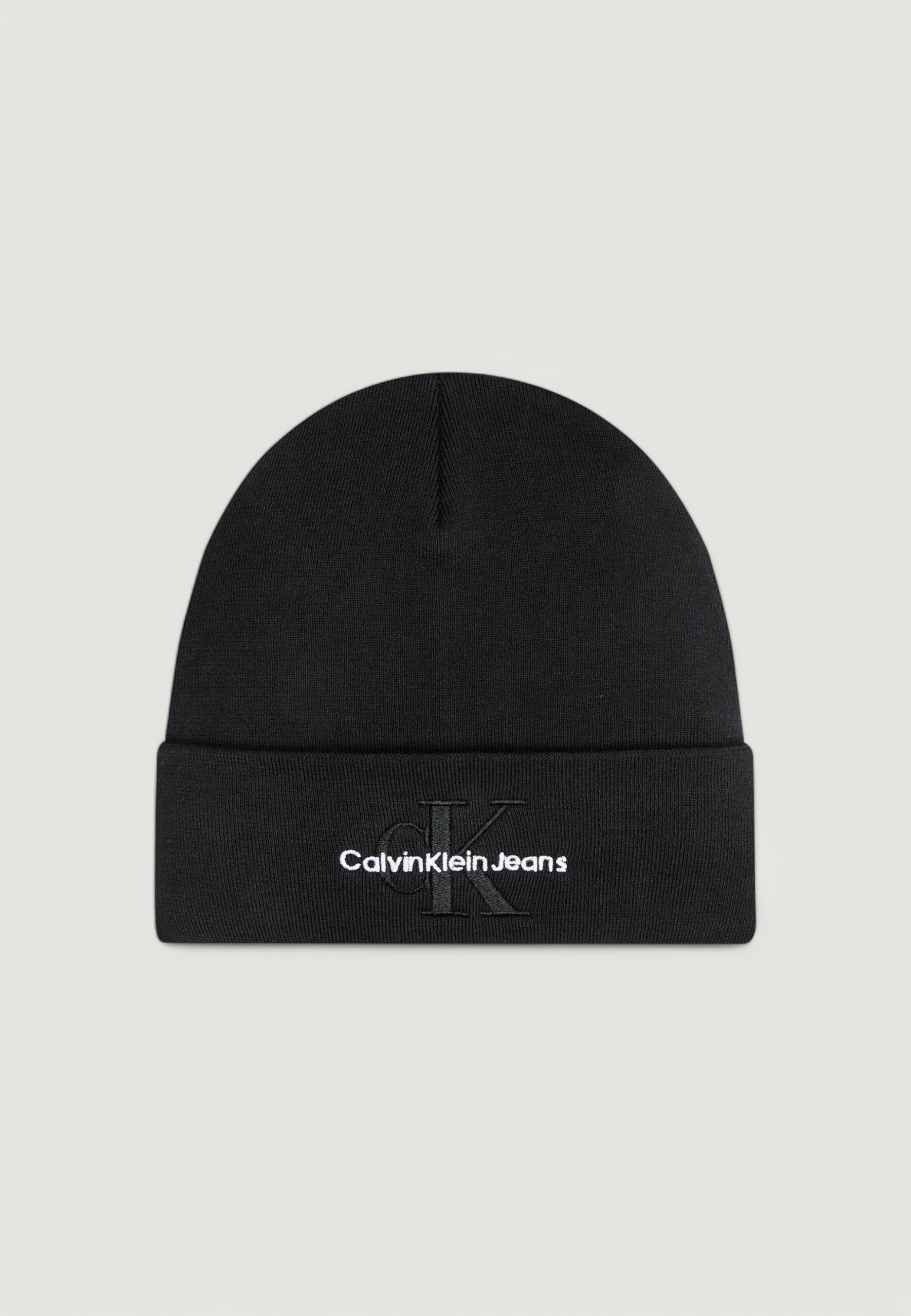 Cap Calvin Klein Jeans MONO LOGO EMBRO BEANIE