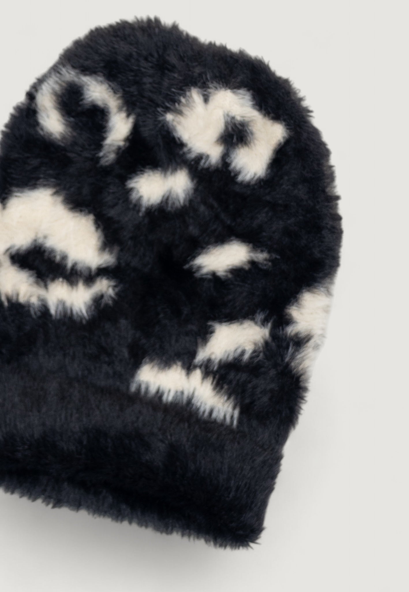 Cap Only ONLBEATRIZ HAIRY KNIT BEANIE CC