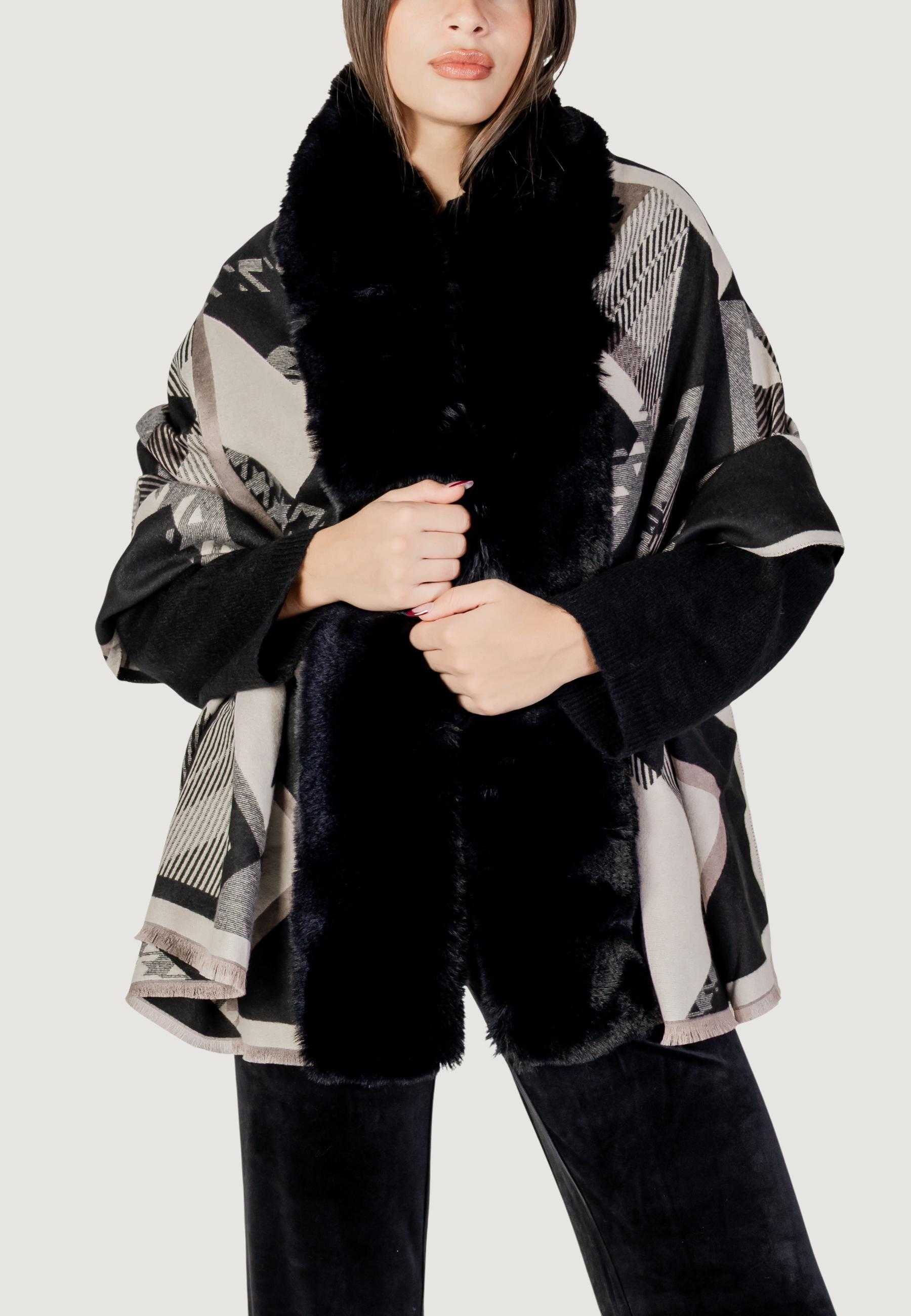 Mantella AYFEE MANTELLA GEOMETRIC LINES