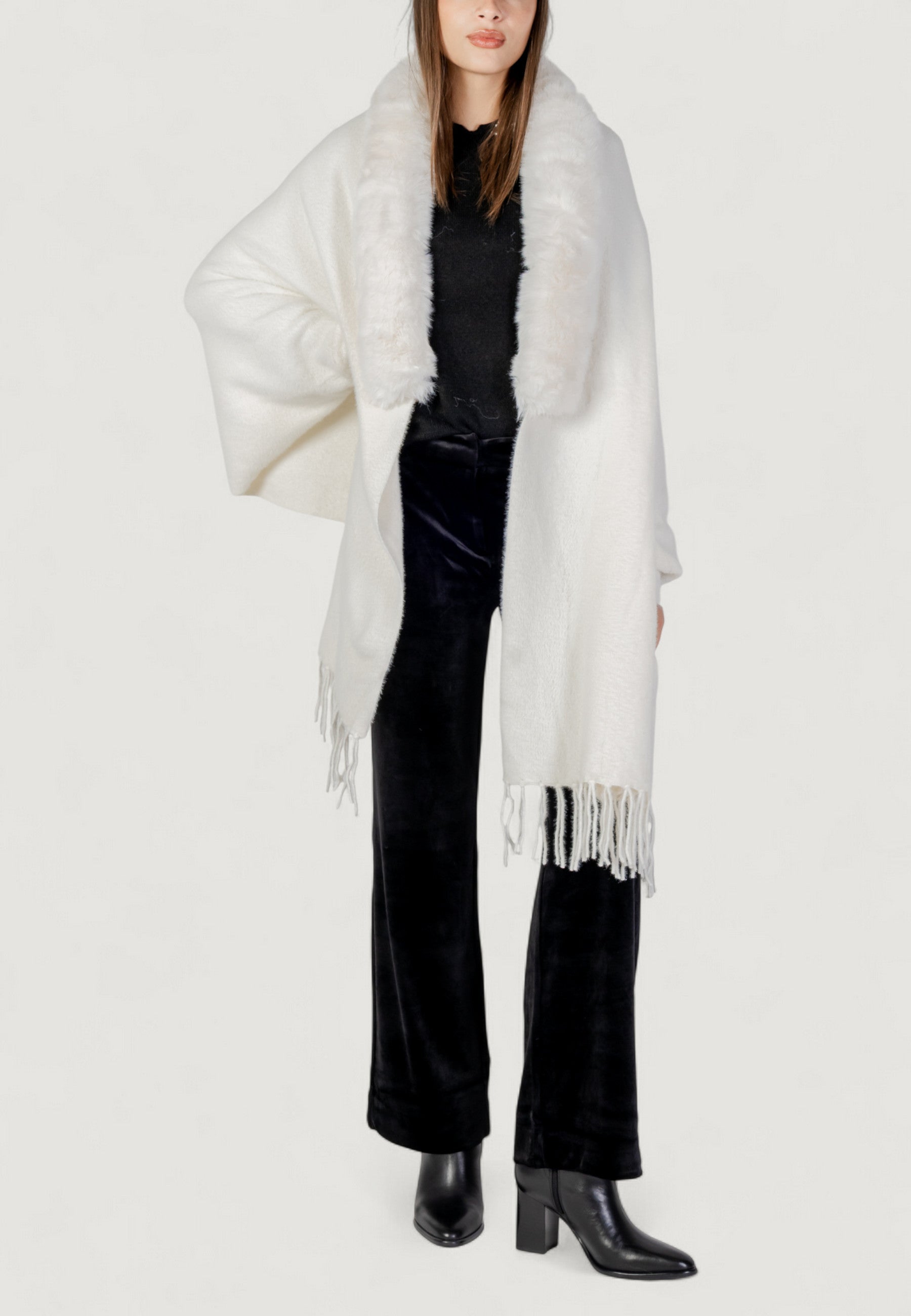 Mantella AYFEE MANTELLA COLLO ECOFUR