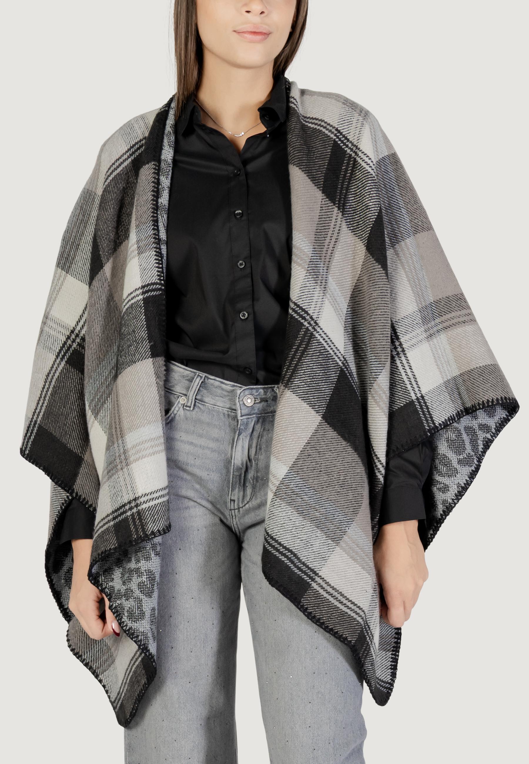 Hood Pieces Pcjalina Poncho Reversable Bc