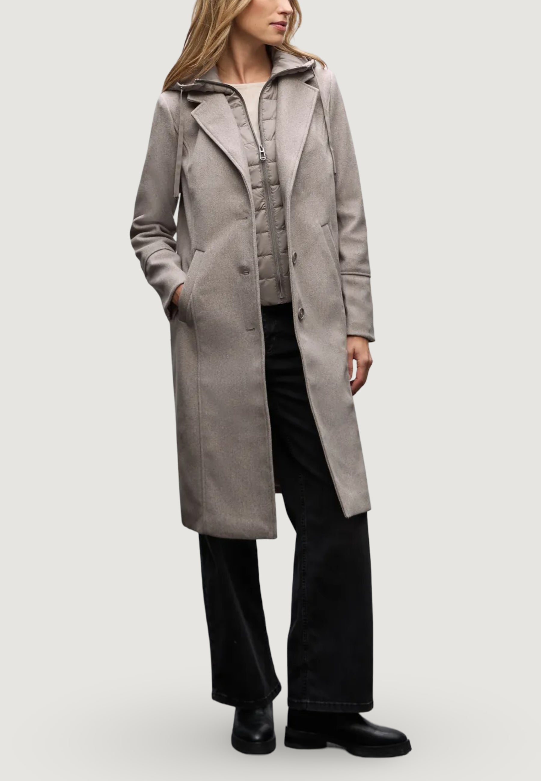 Coat Street One Long Revers Coat w. RemovablePadded Insert