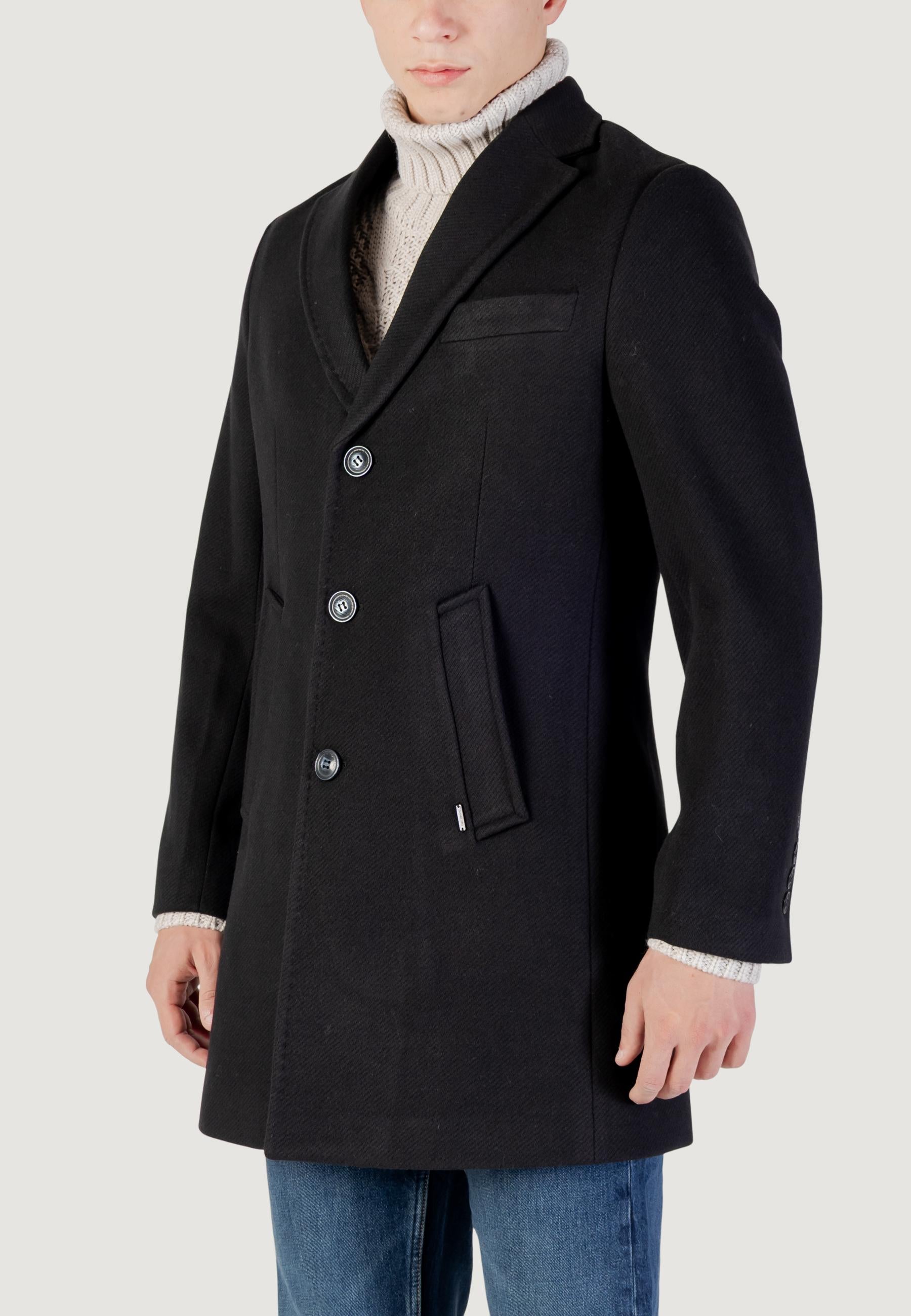 Coats Gianni Lupo MONOPETTO