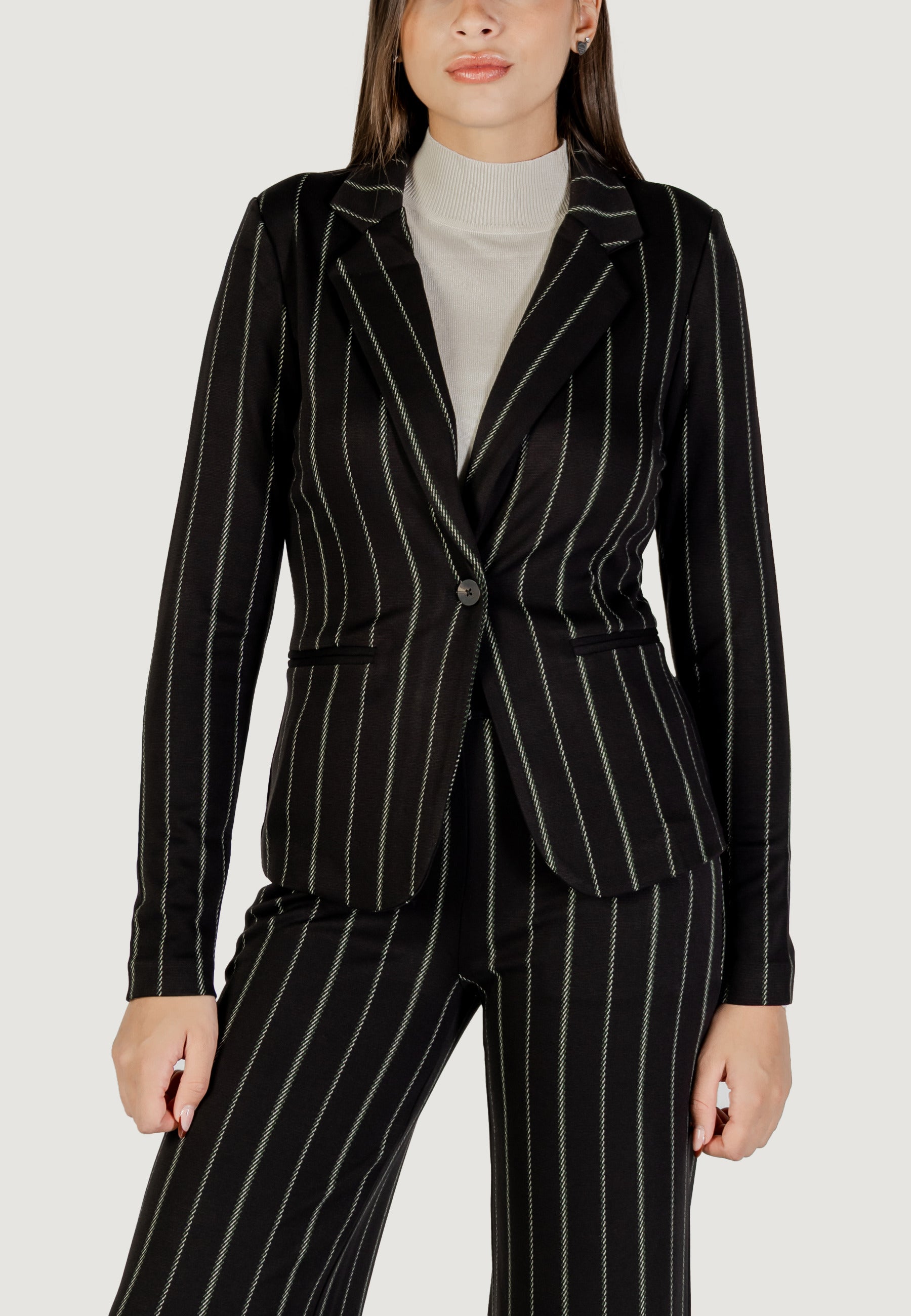 Suit jackets ICHI IHRUTI BL16