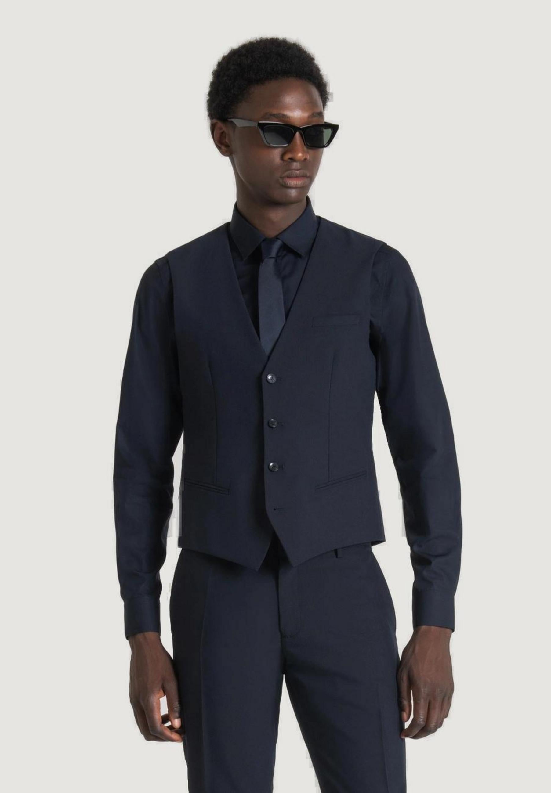 Gilet da completo Antony Morato MMVS00009-FA600255