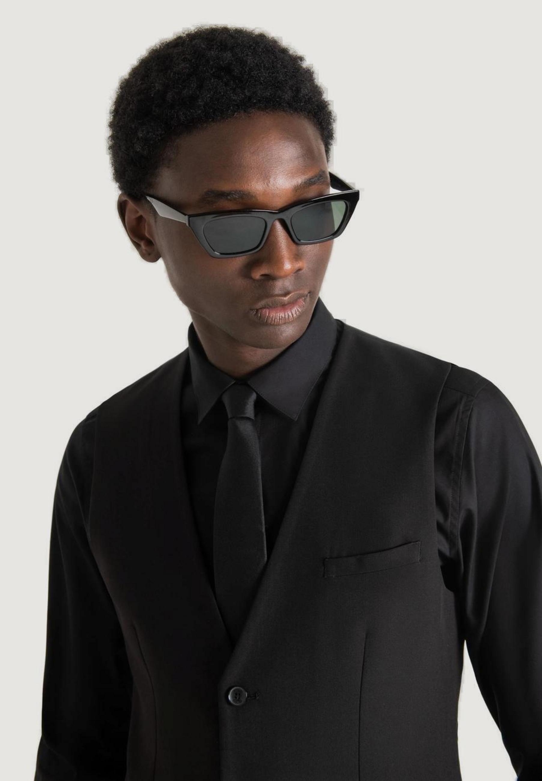 Vest Antony Morato MMVS00009-FA600255