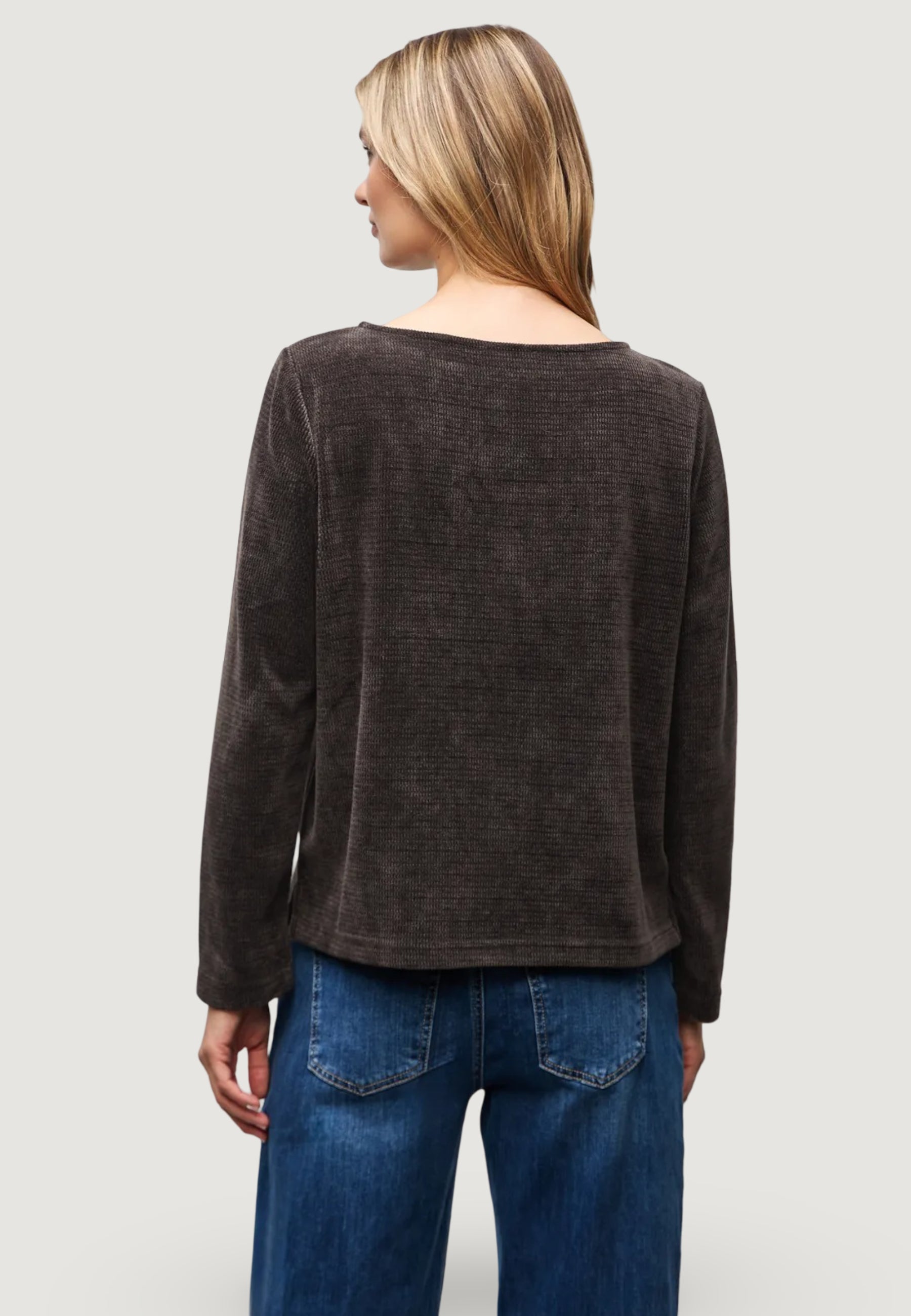 Jersey Street One Cosy u-boat neck shirt