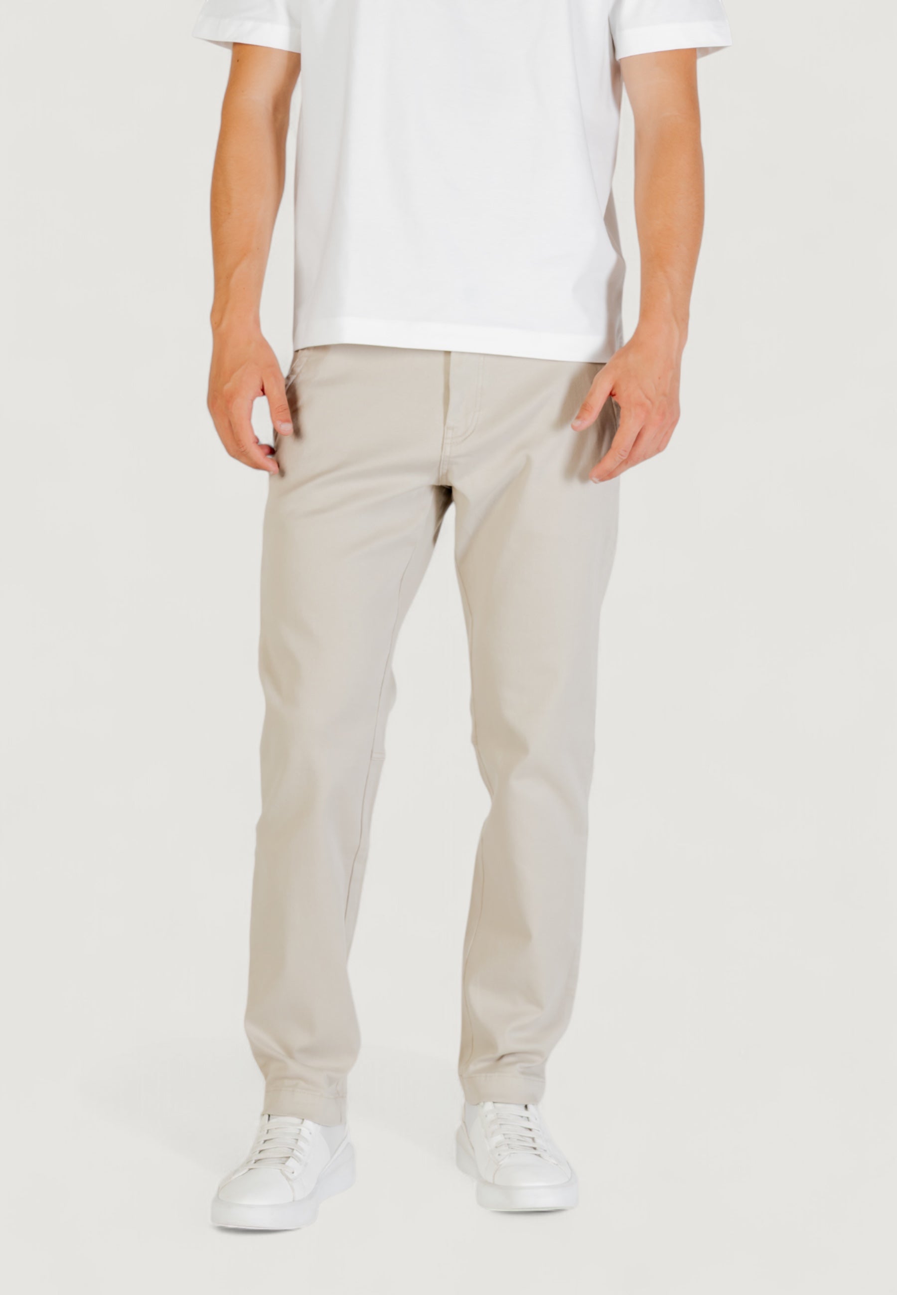 Pantaloni Boss Sanderson-L-2 10272943 01