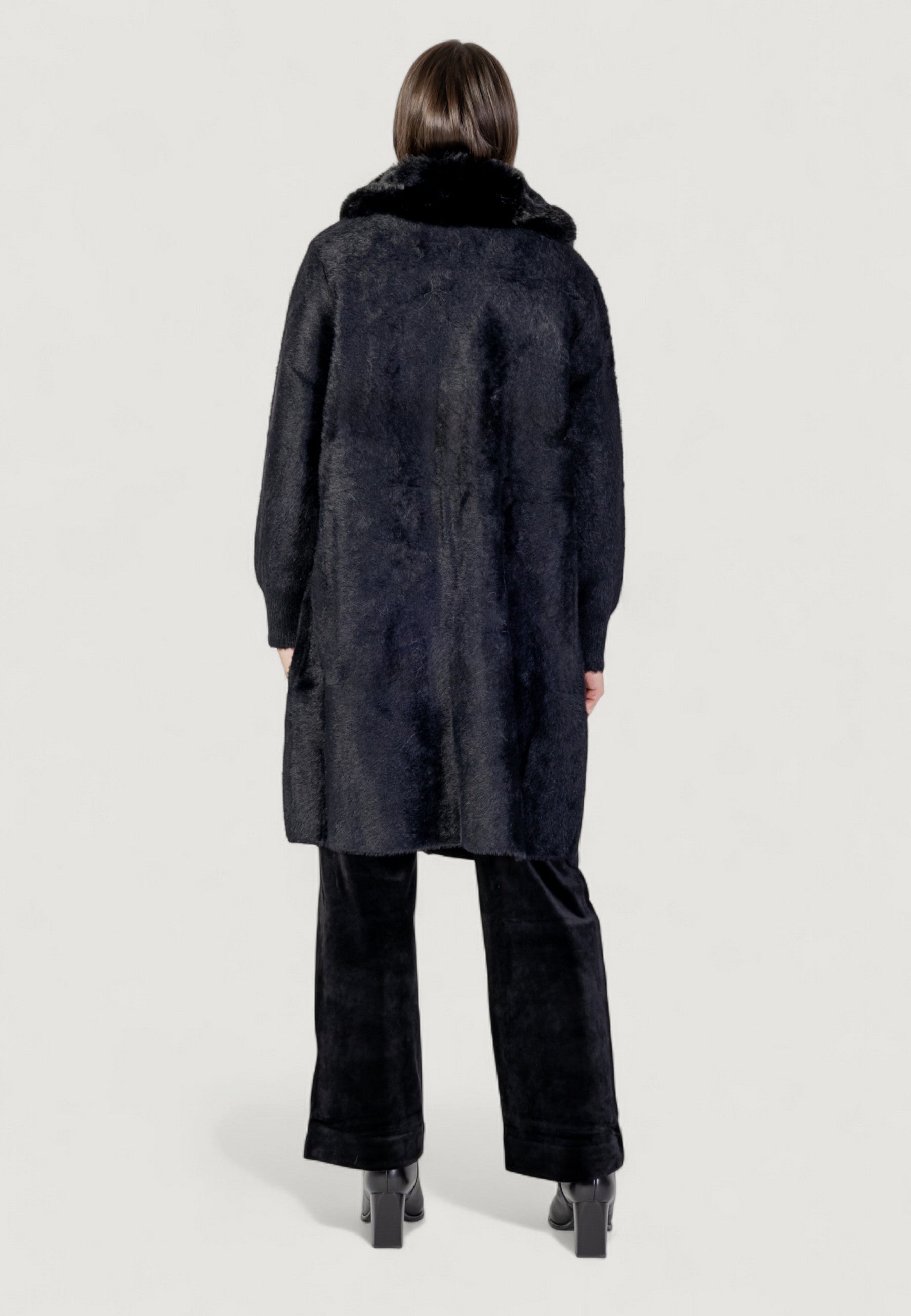 Pelliccia ecologica AYFEE GIACCA MAGLIERIA LUNGA CON TASCHE