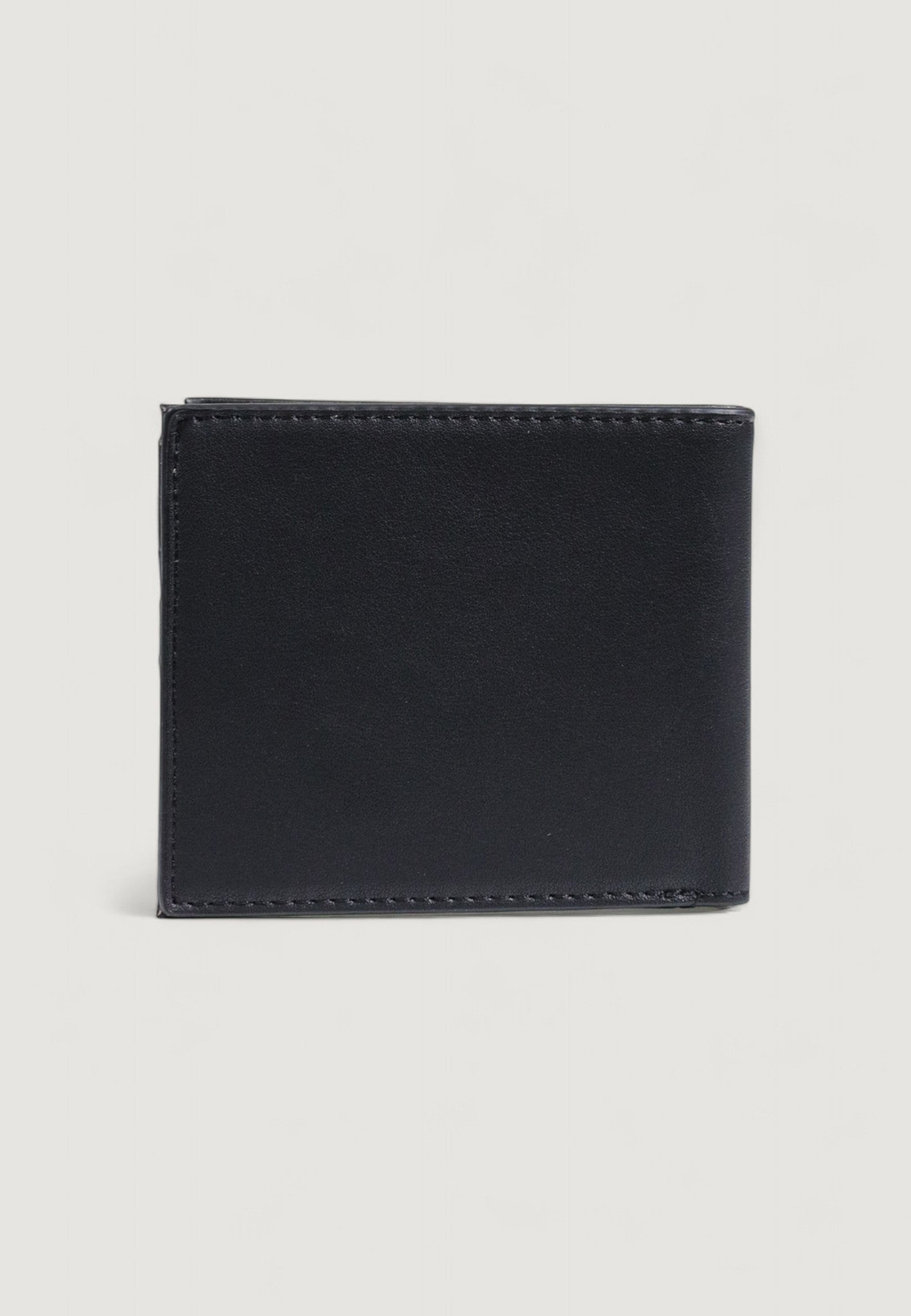 Wallet COUNTY OF MILAN COMAF250217