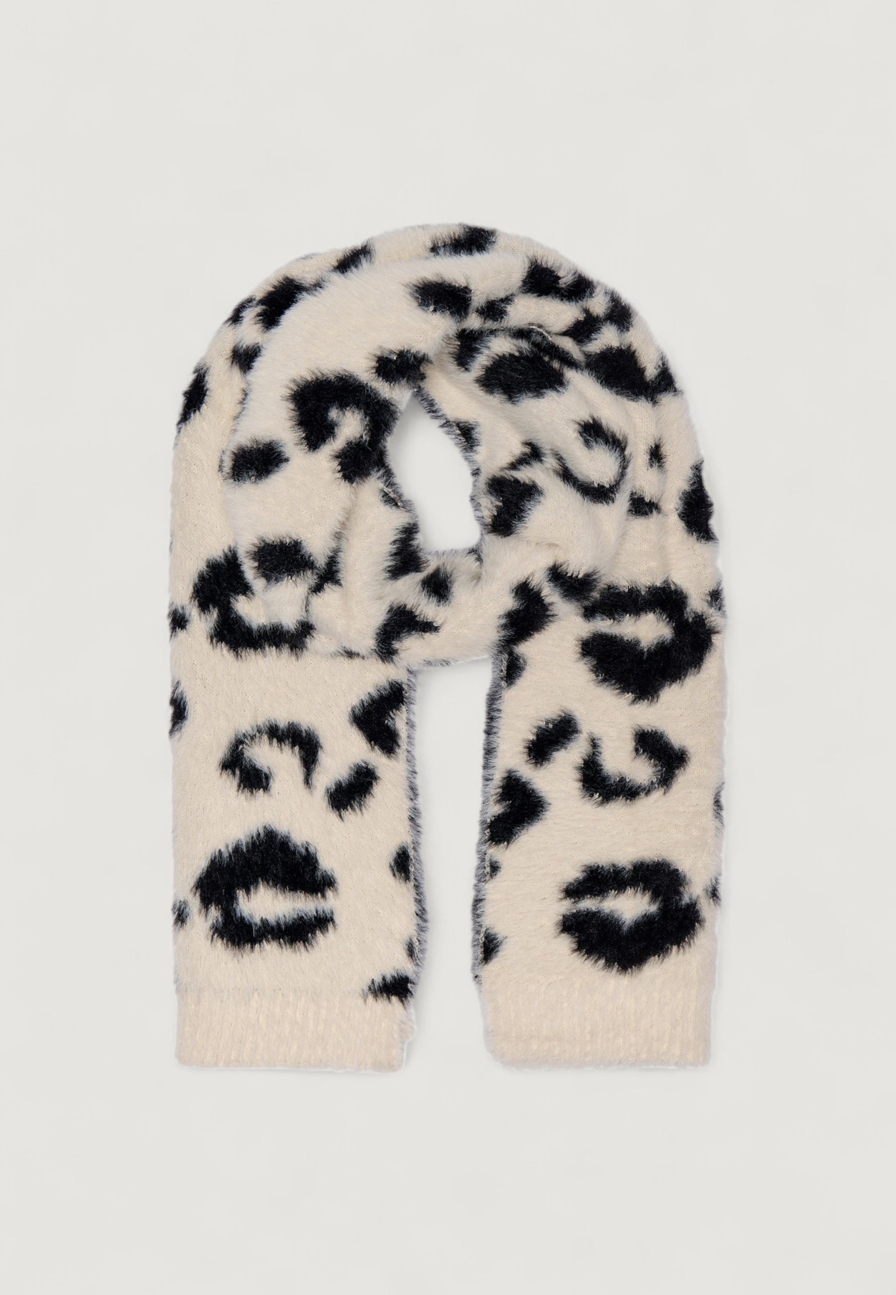 Scarf Only ONLBEATRIZ HAIRY KNIT SCARF CC