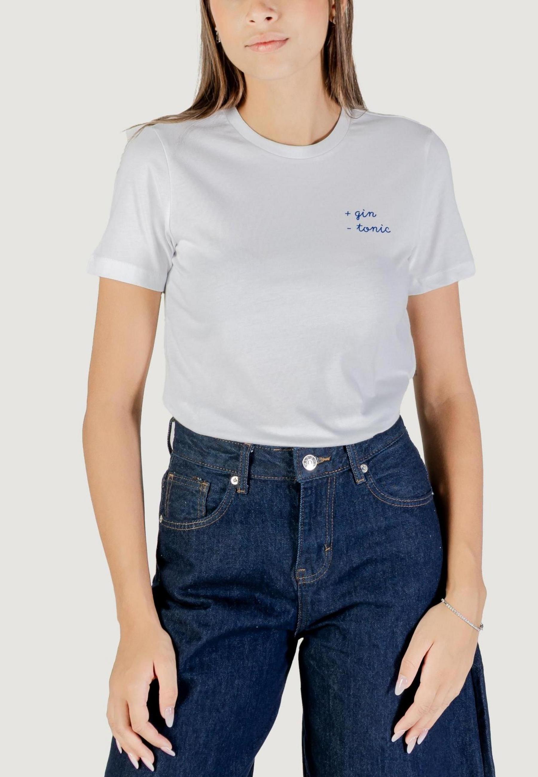 T-shirts Only ONLALESSIA S/S TEE CS JRS