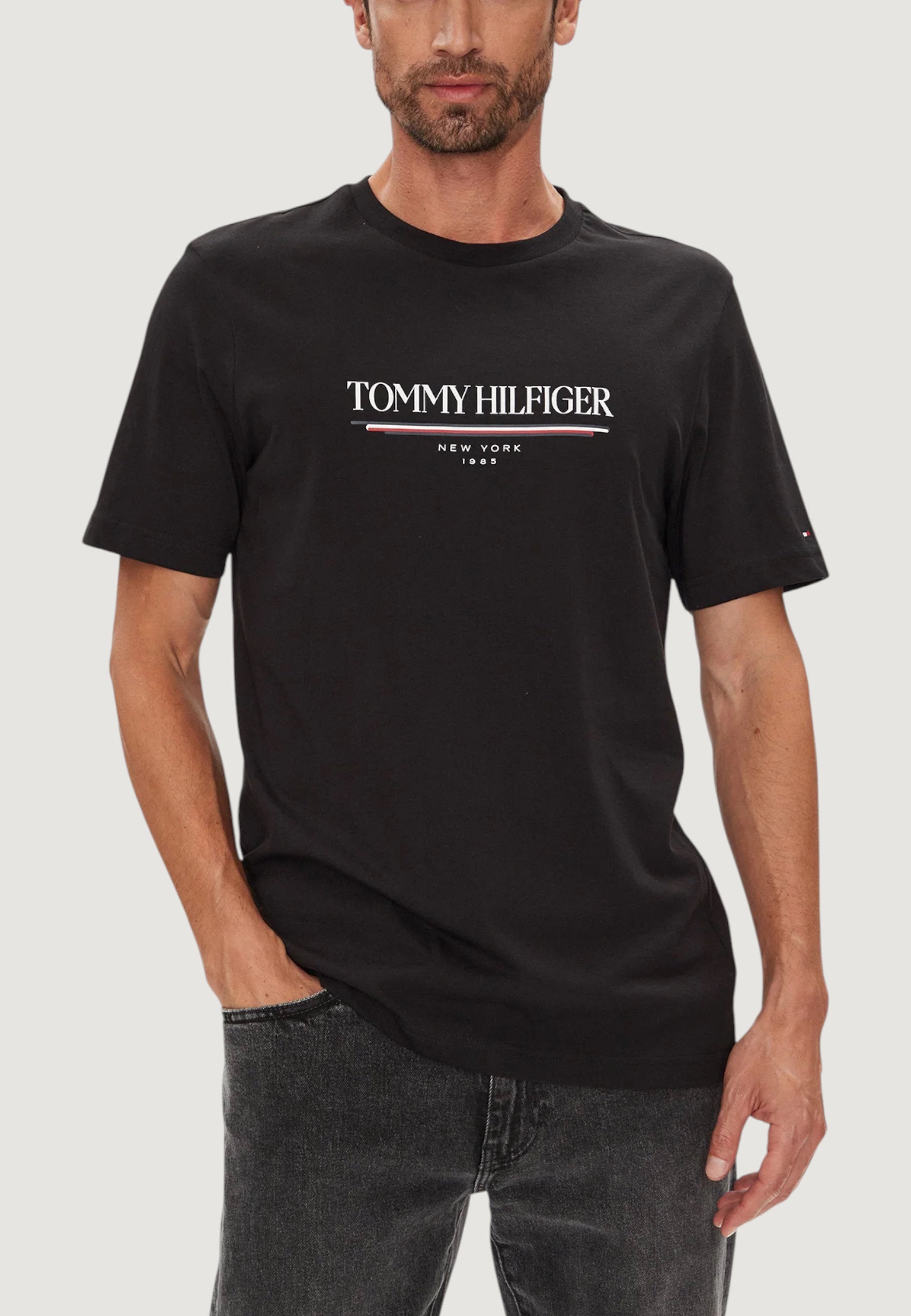 T-shirt Tommy Hilfiger BRAND LOVE HILFIGER