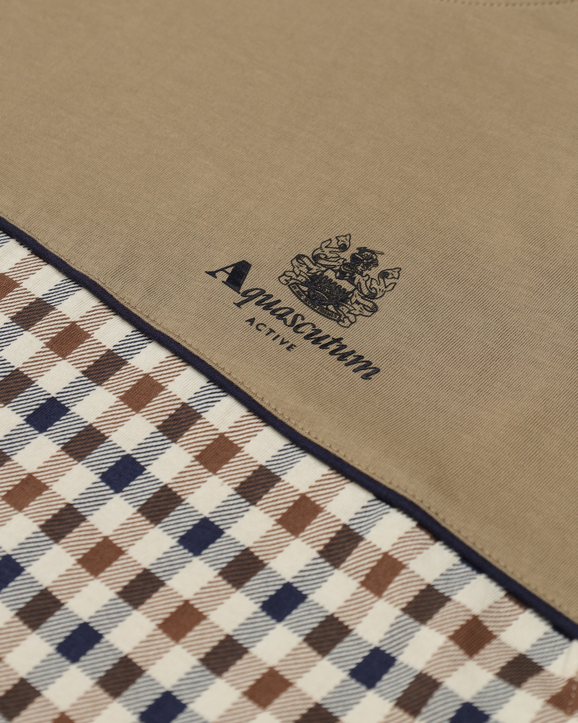 T-shirt Aquascutum Active PIPING PANEL T-SHIRT