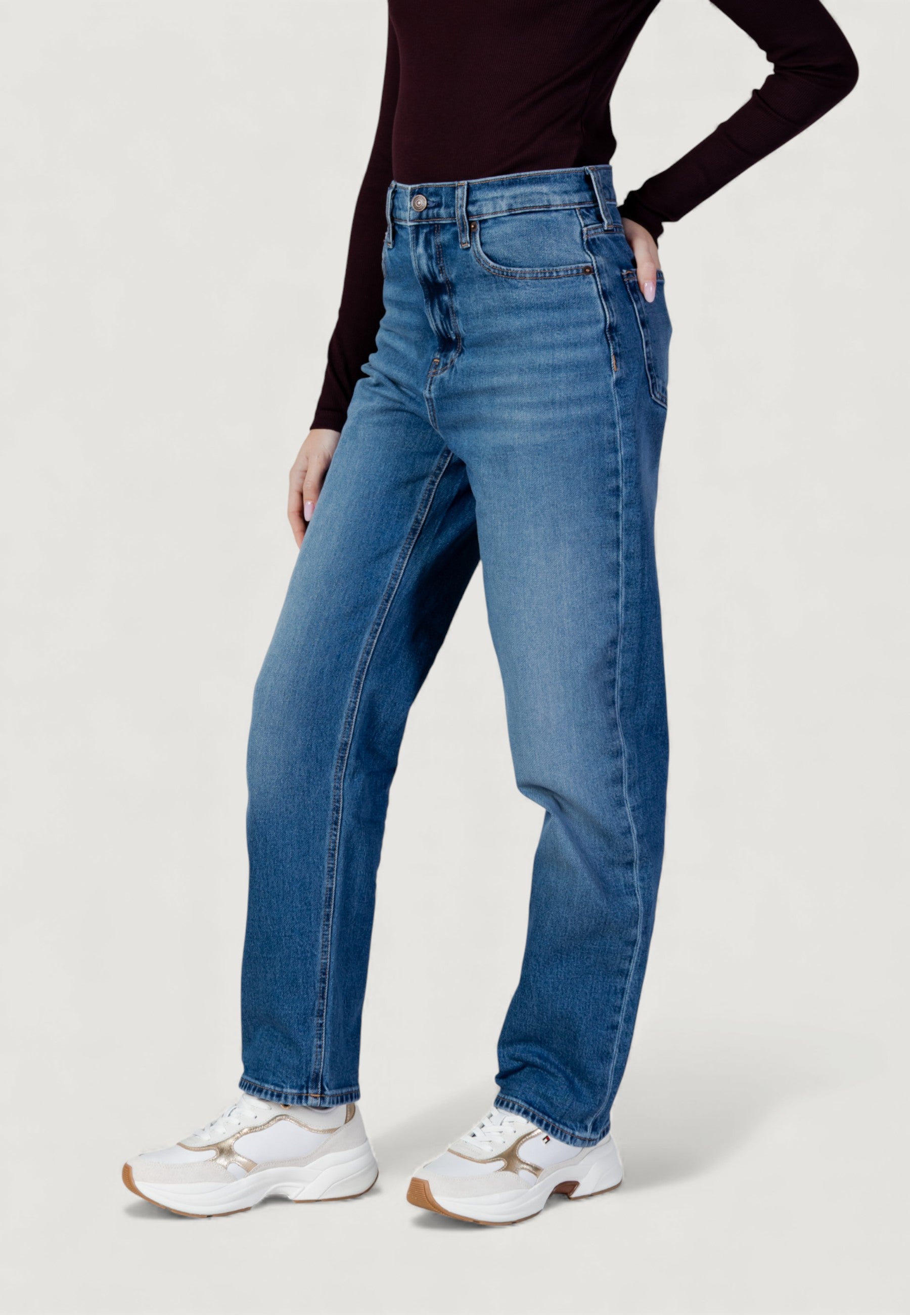 Jeans mom Calvin Klein Jeans LV047E907G