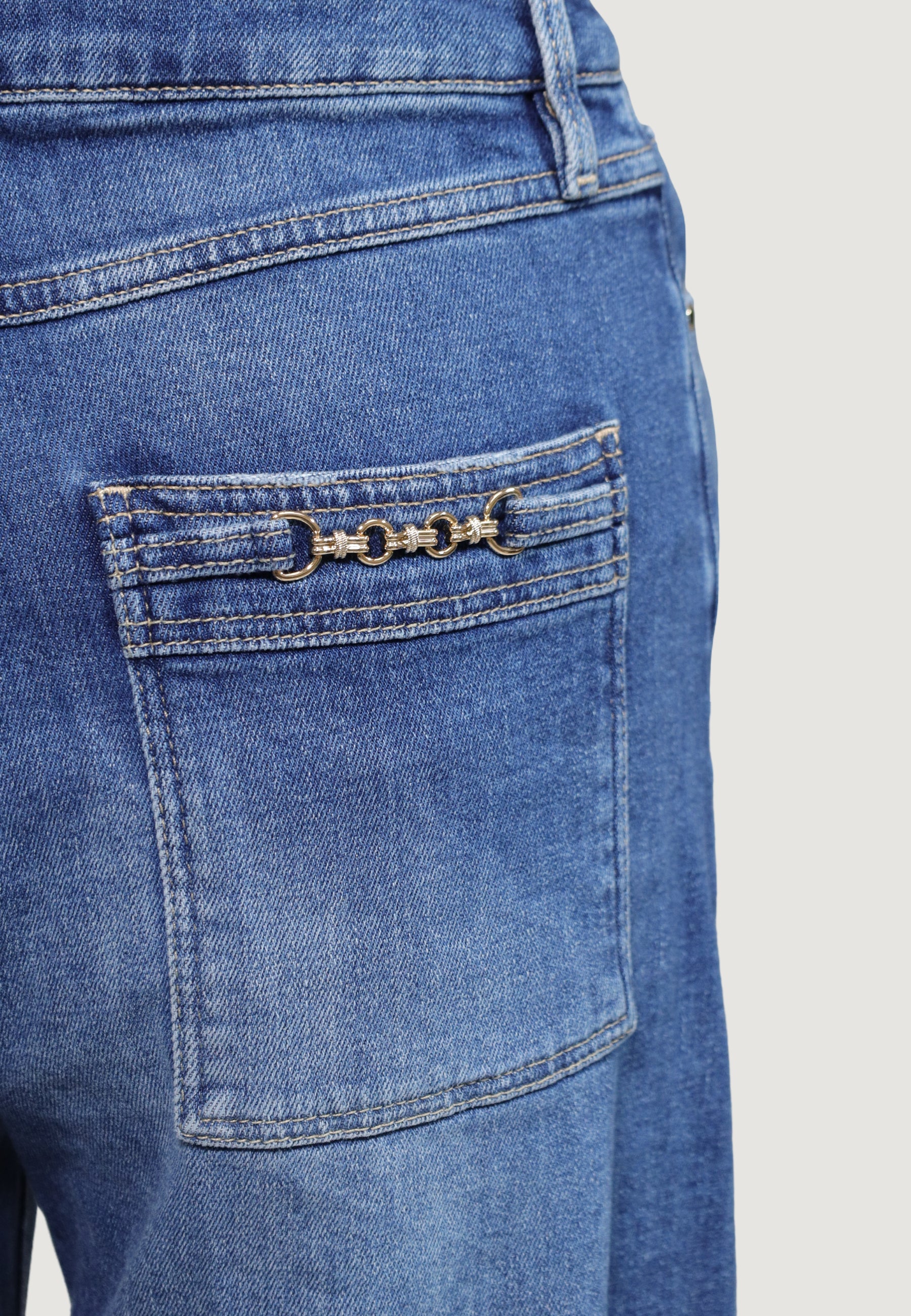 Jeans bootcut Guess BELLAGIO CHAIN POCKE
