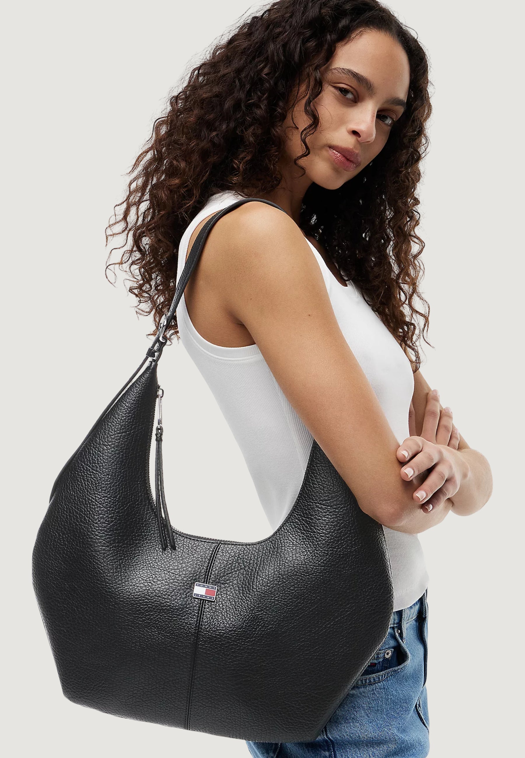 Borsa Tommy Hilfiger TJW SLOUCHY CITY HOBO