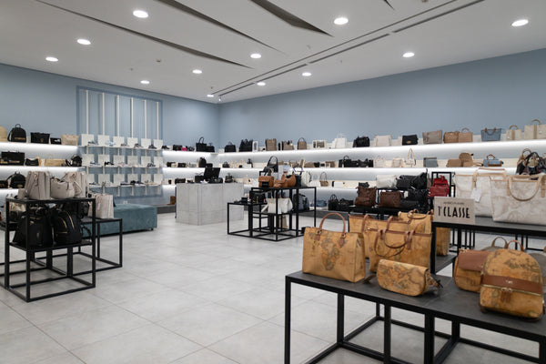 Brand — foto negozio 2
