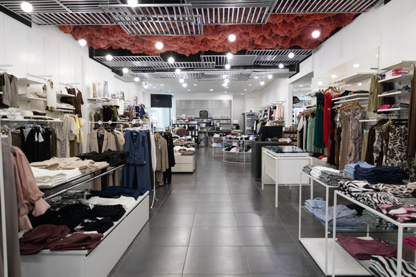 Brand — foto negozio 3