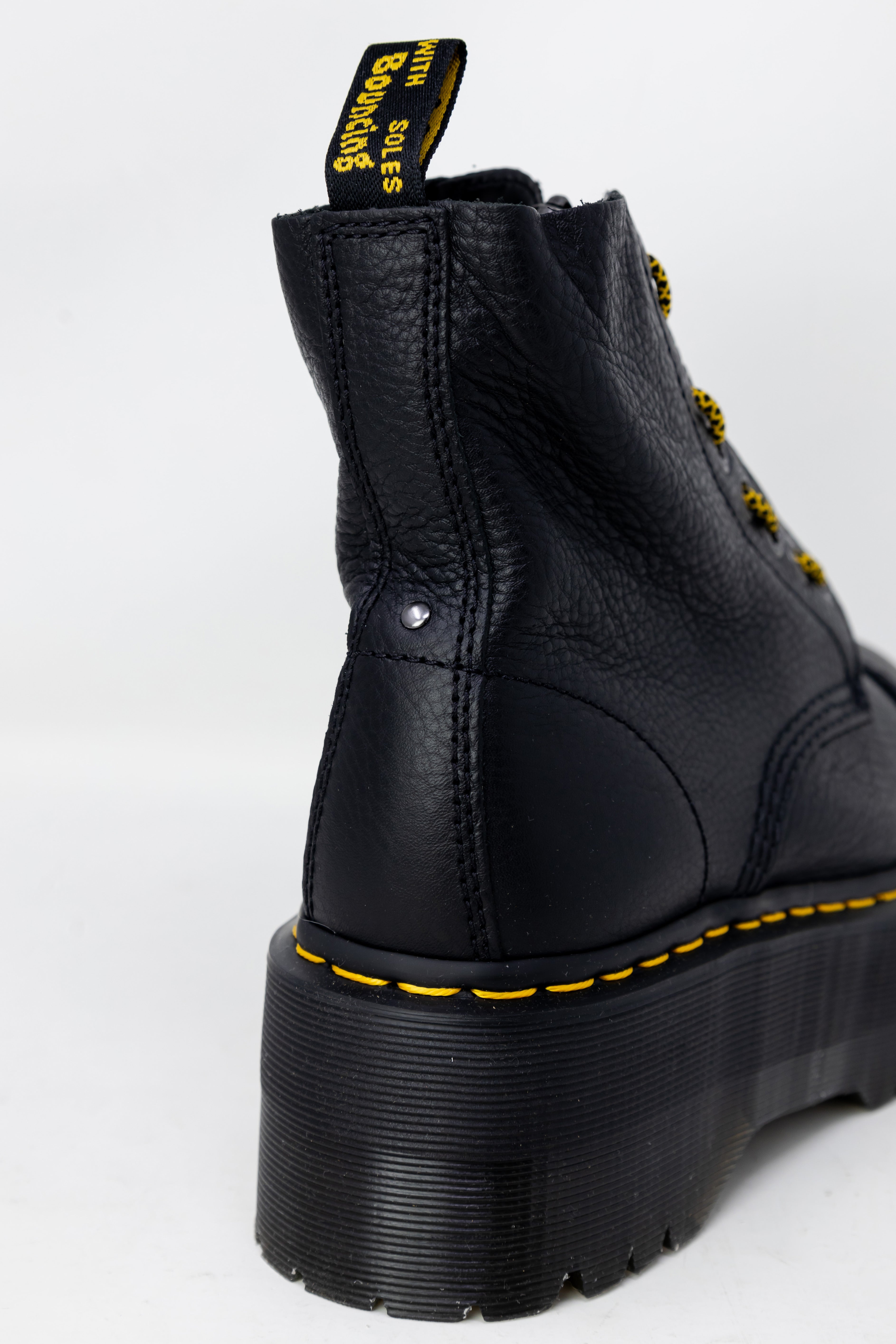 Anfibi Dr. Martens Sinclair Max Pisa
