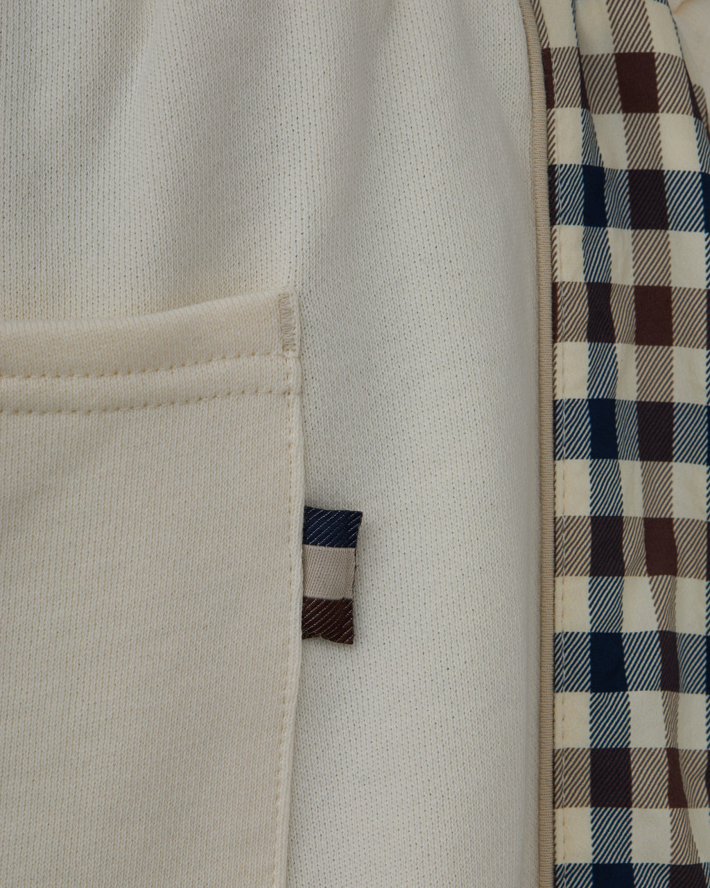 Bermuda sportivi Aquascutum Active LAMINA INSERT SHORTS