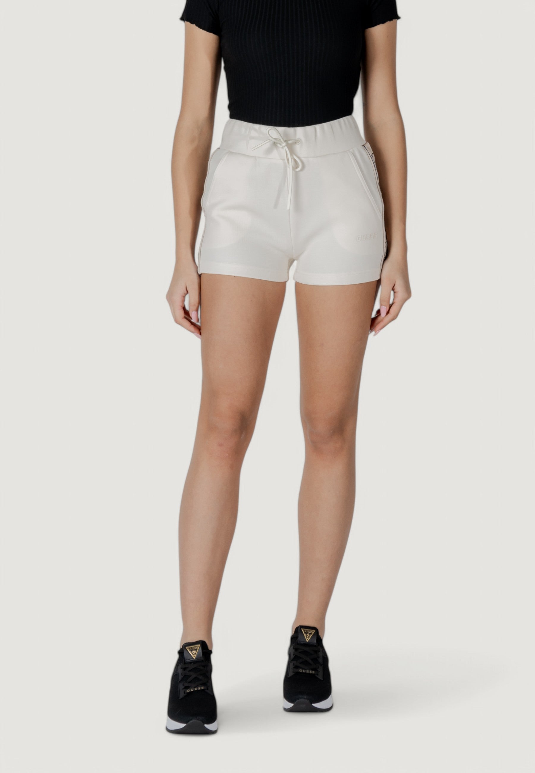 Guess Active BRITNEY