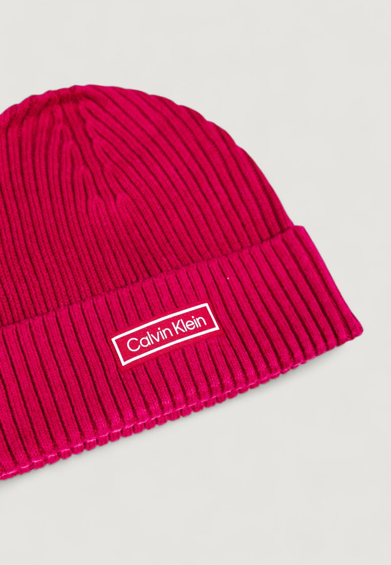 Cap Calvin Klein PATCH CHUNKY RIB COTTON BEANIE