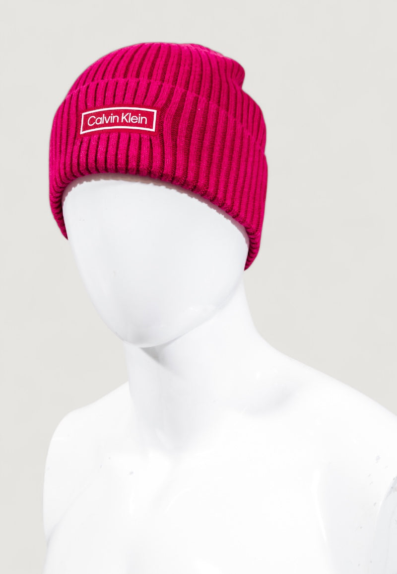 Cap Calvin Klein PATCH CHUNKY RIB COTTON BEANIE