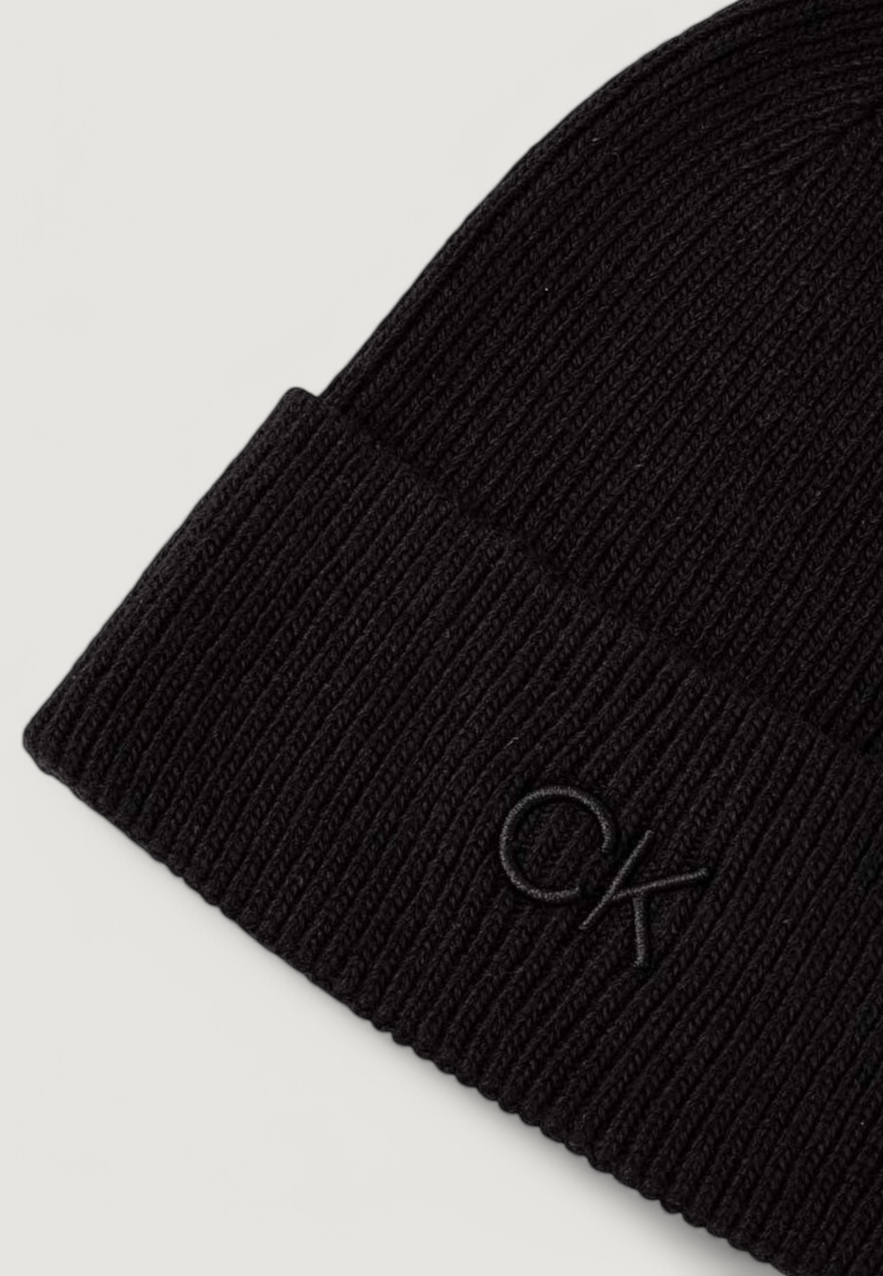 Berretto Calvin Klein CK EMBROIDERY FINE RIB BEANIE
