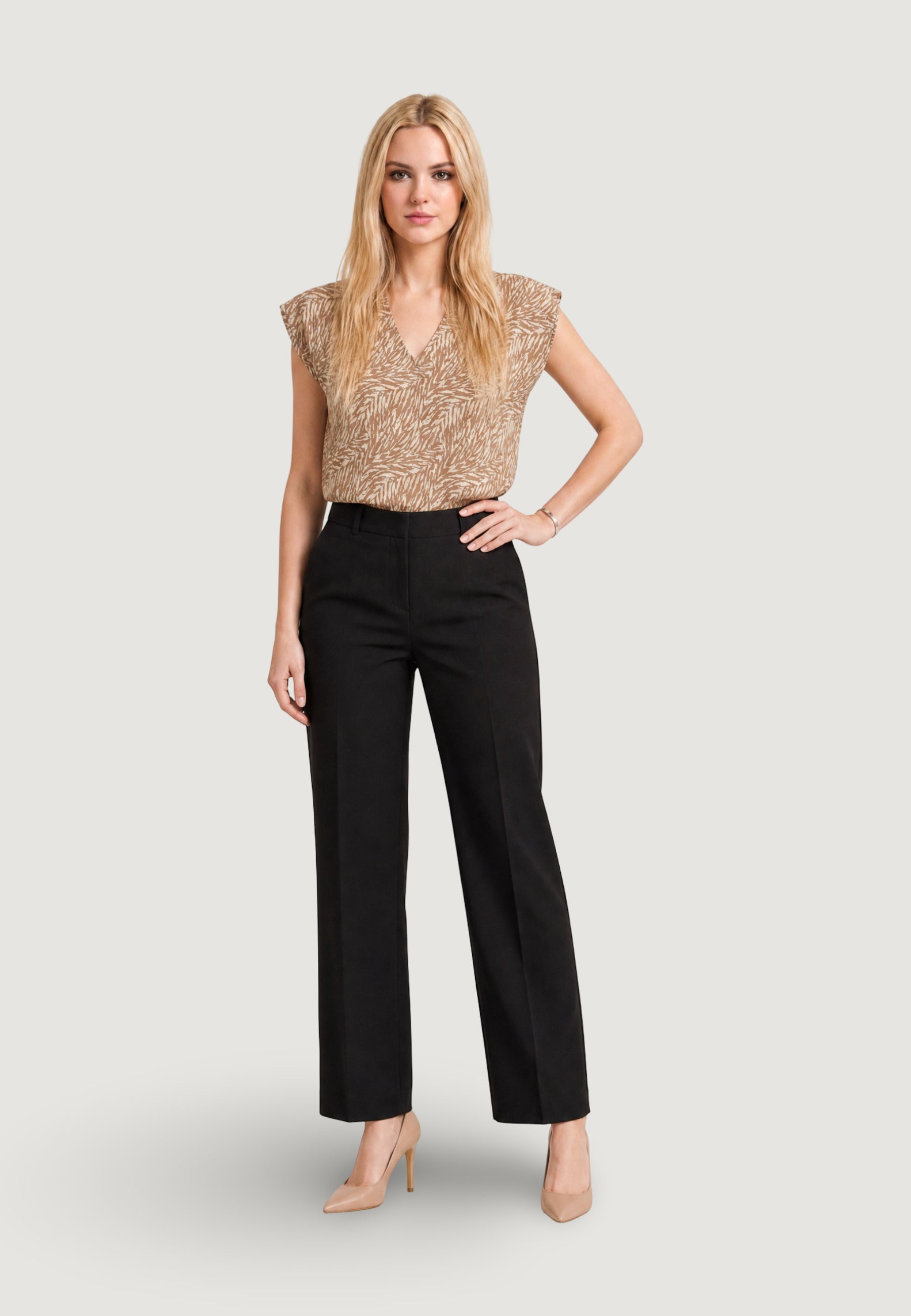 Blusa manica corta Ayfee BLUSA MEZZA MANICA SCOLLO A V