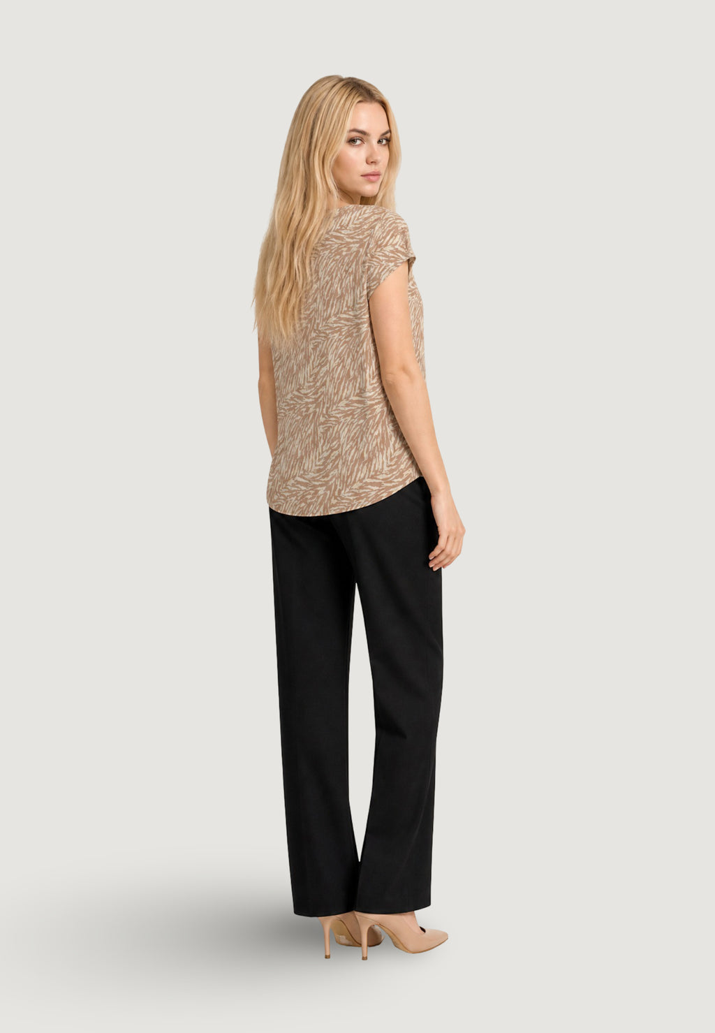 Short sleeves blouses Ayfee BLUSA MEZZA MANICA SCOLLO A V