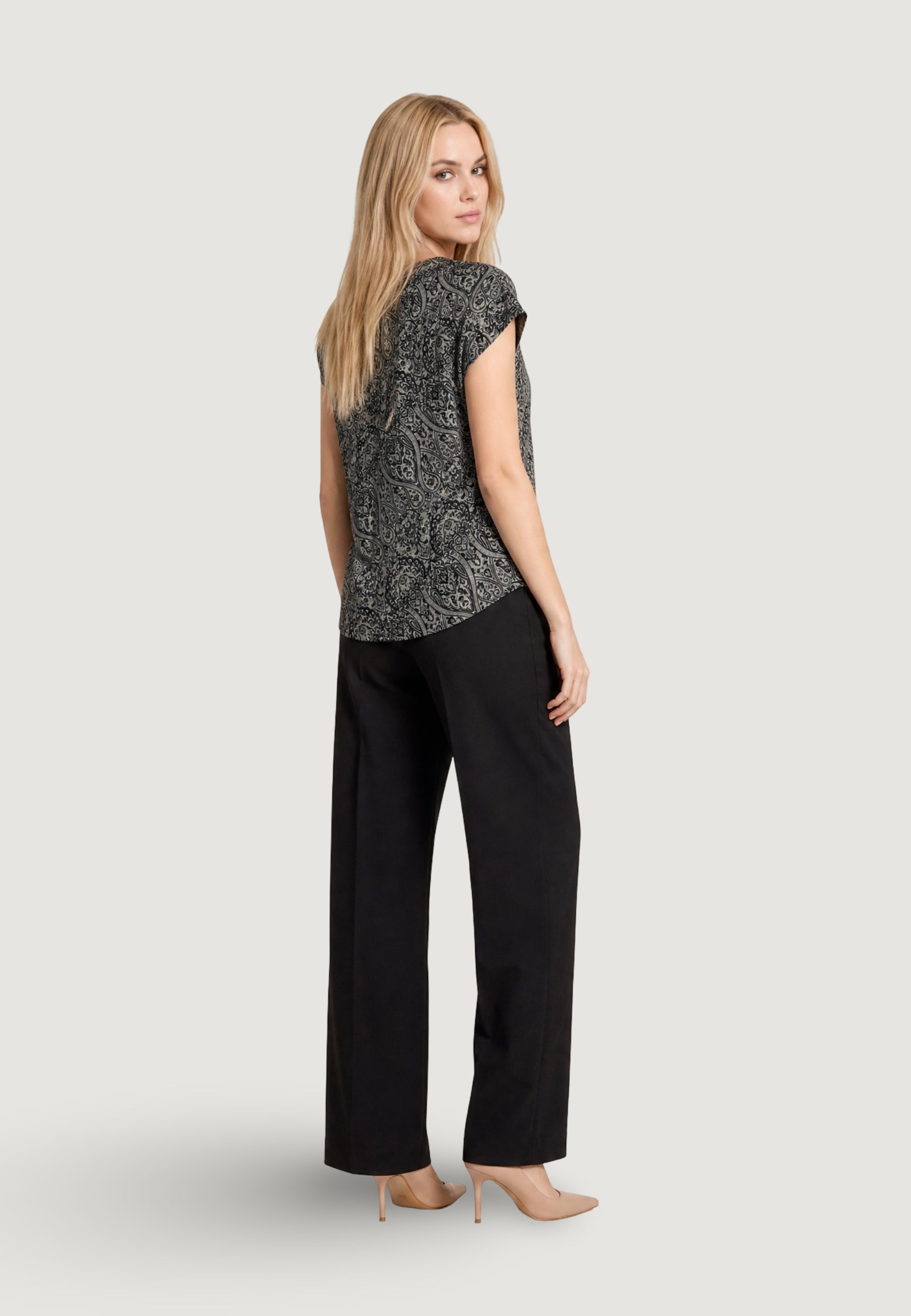 Blusa manica corta Ayfee BLUSA MEZZA MANICA SCOLLO A V