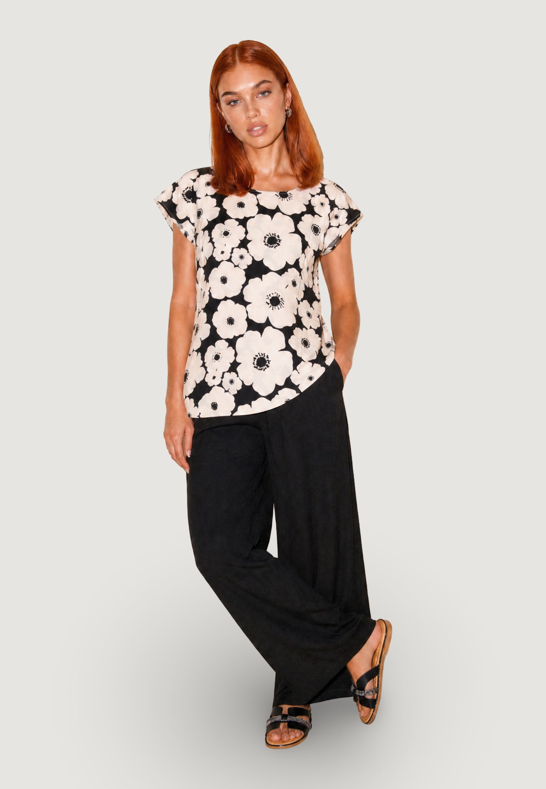 Short sleeves blouses Jacqueline de Yong JDYTROYA LIFE S/S TOP WVN DIA