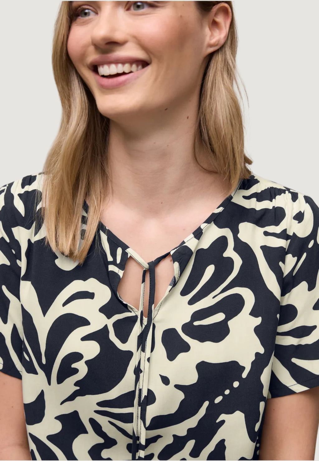 Blusa manica corta Street One Shirtblouse w string