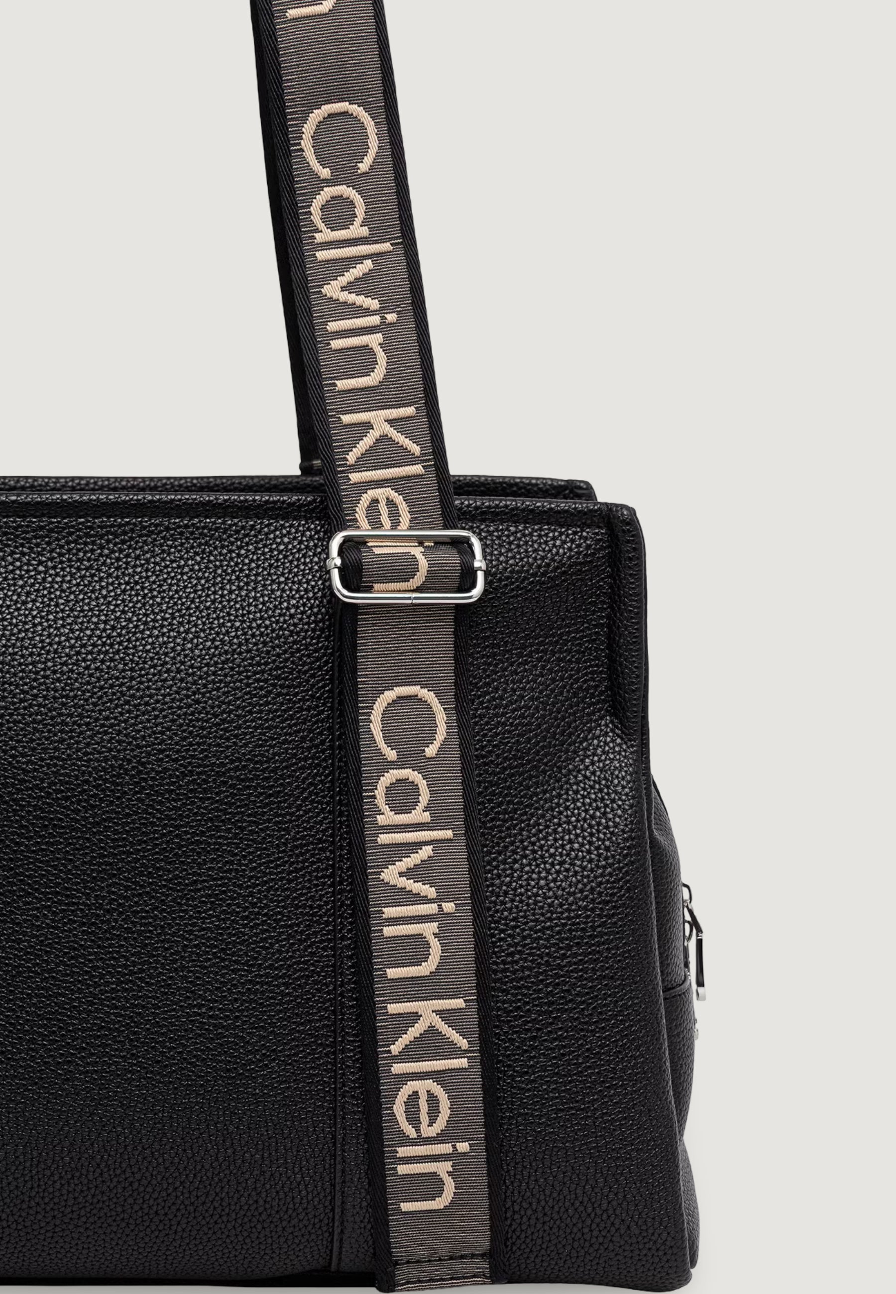 Borsa Calvin Klein WEBBING ADJ STRAP  TOTE