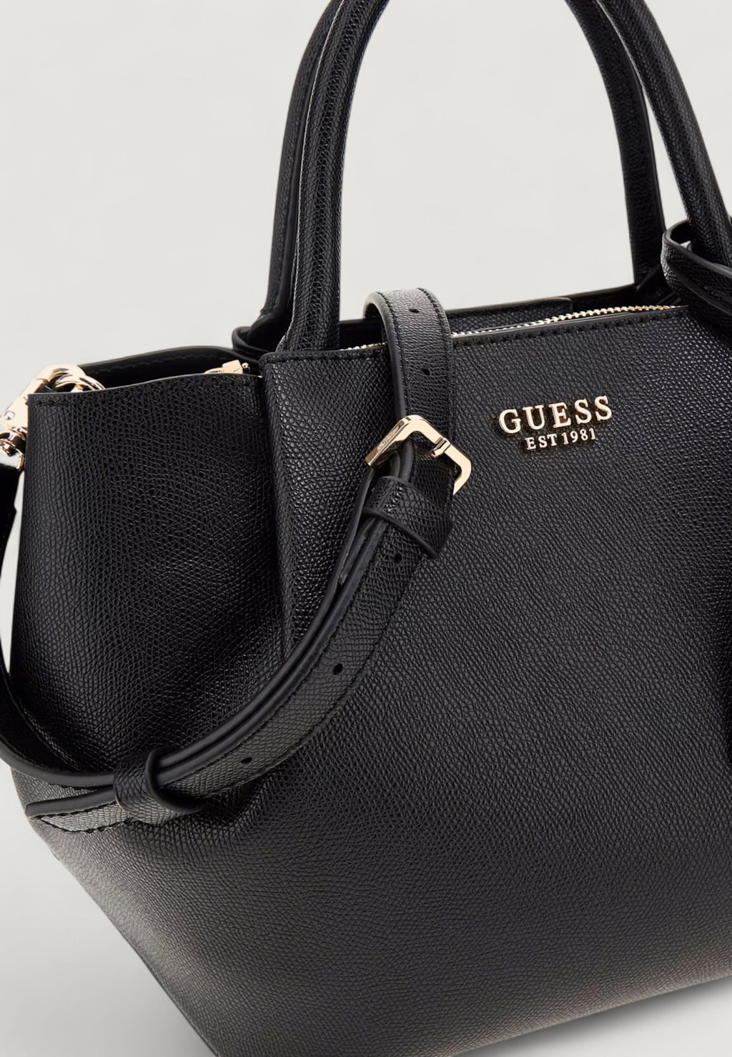 Bag Guess AMORETTE GIRLFRIEND SATCHEL