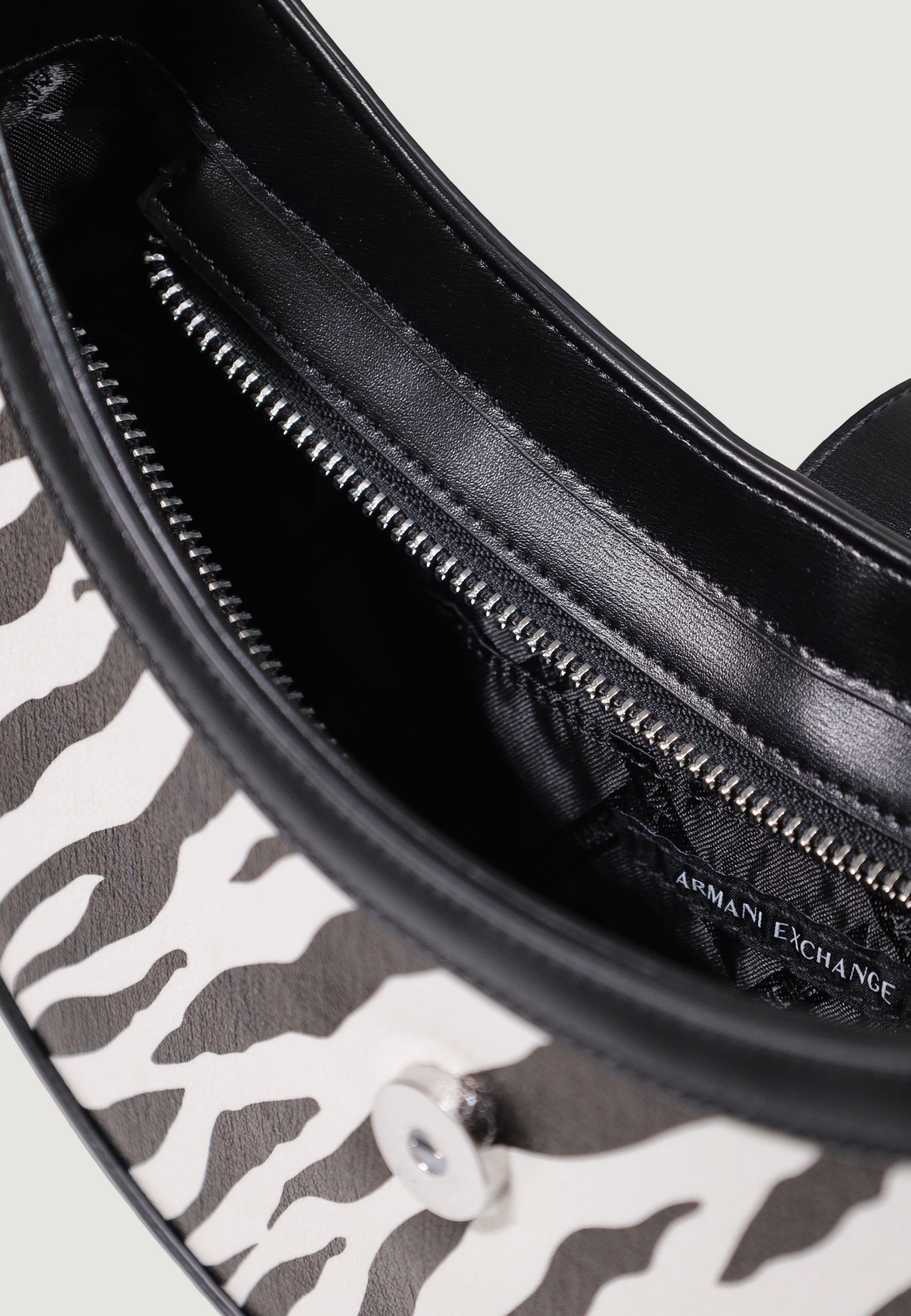 Borsa Armani Exchange XW002565 AF26571