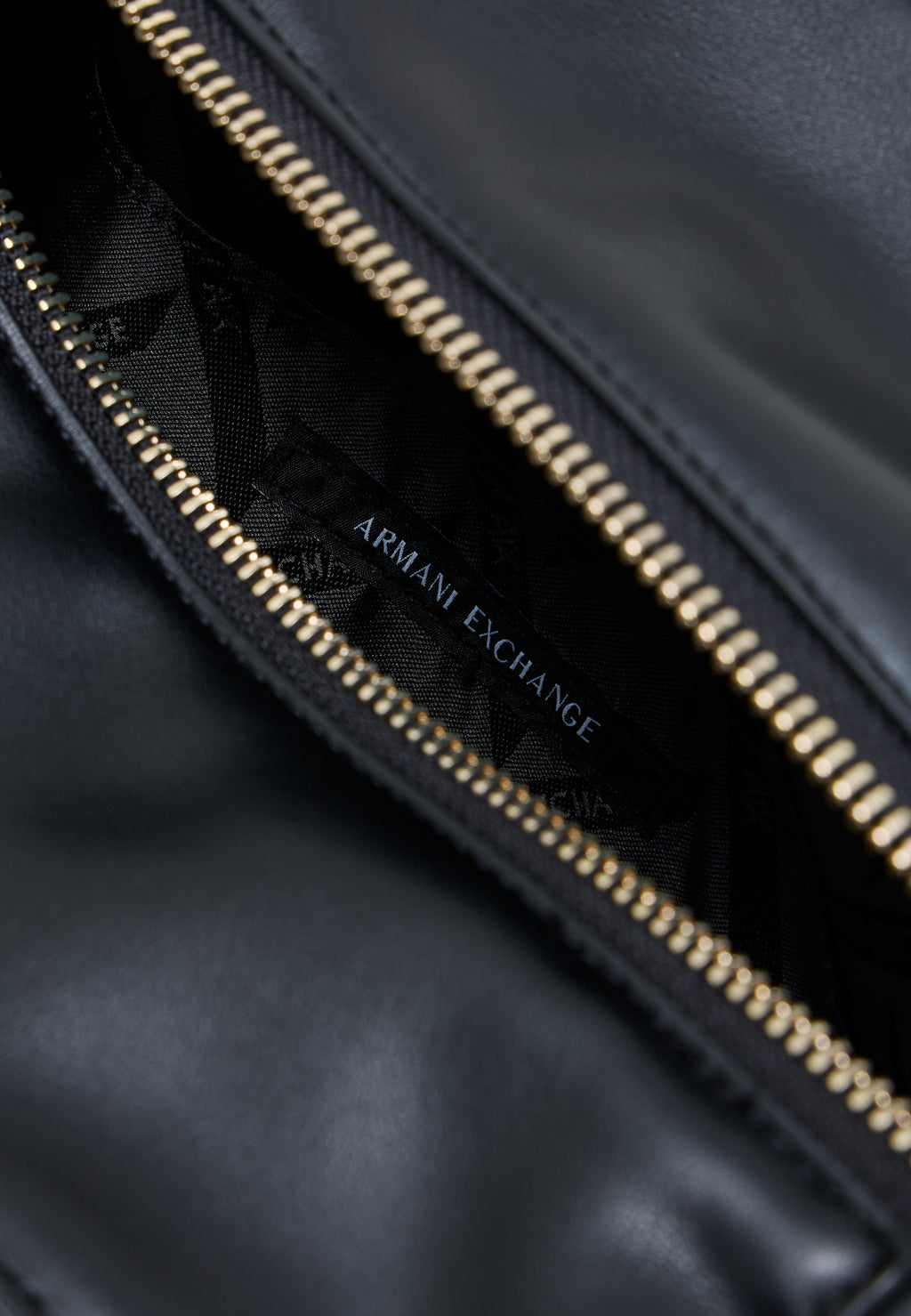 Bag Armani Exchange XW002604 AF19902
