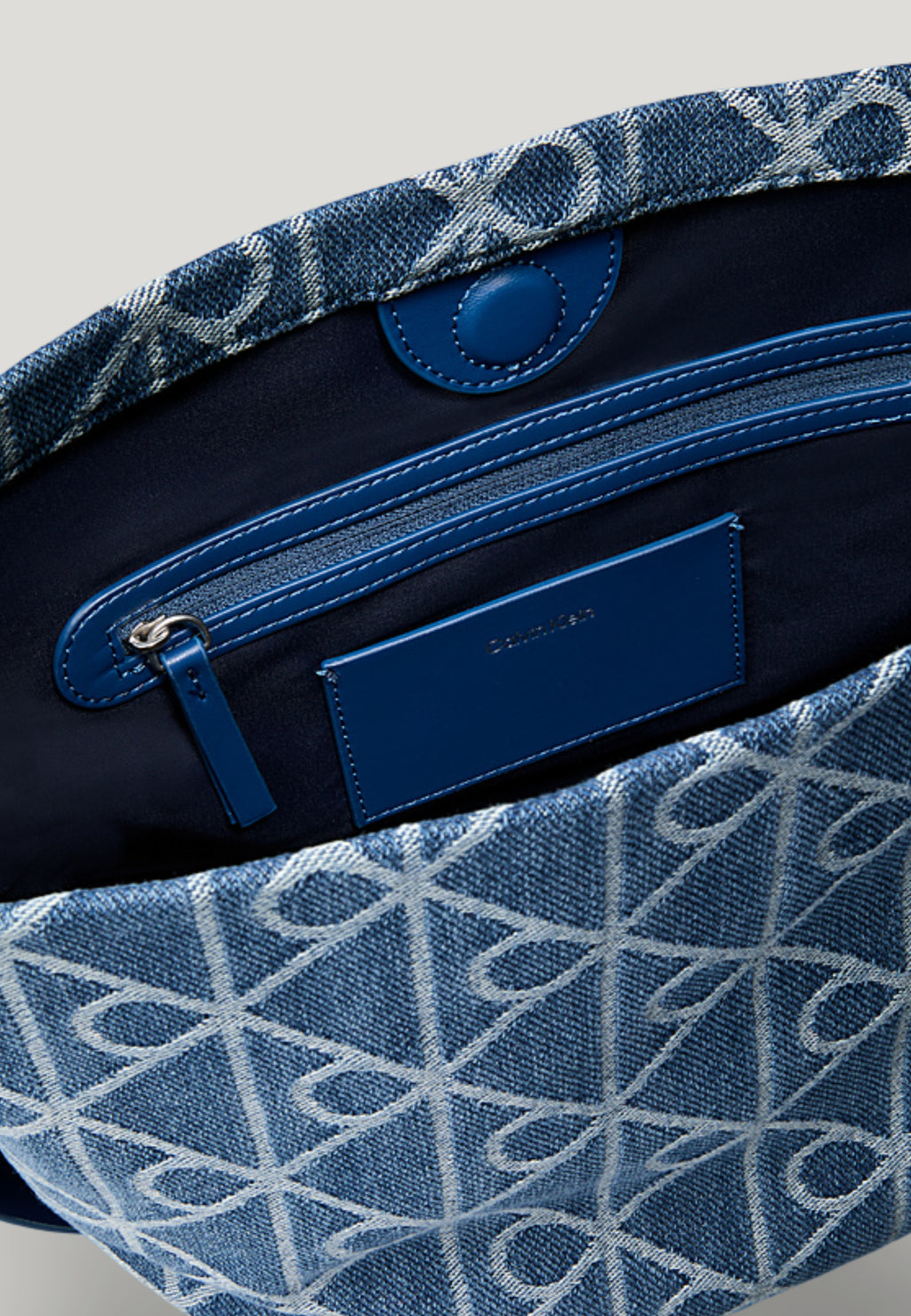 Bag Calvin Klein EMBLEM AOP BUCKET