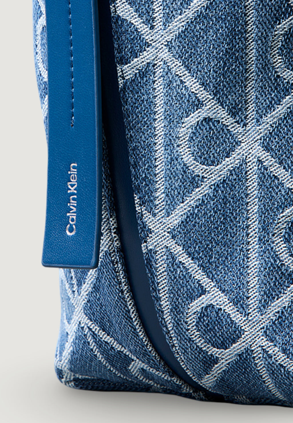 Bag Calvin Klein EMBLEM AOP BUCKET