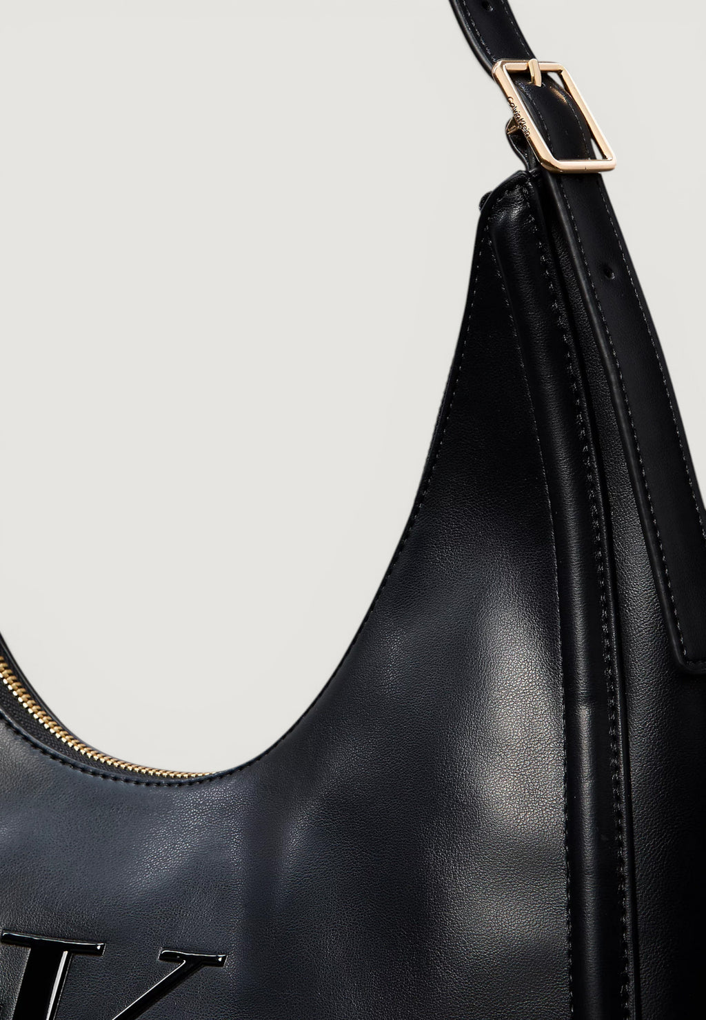Borsa Calvin Klein BOLD CK CRESCENT