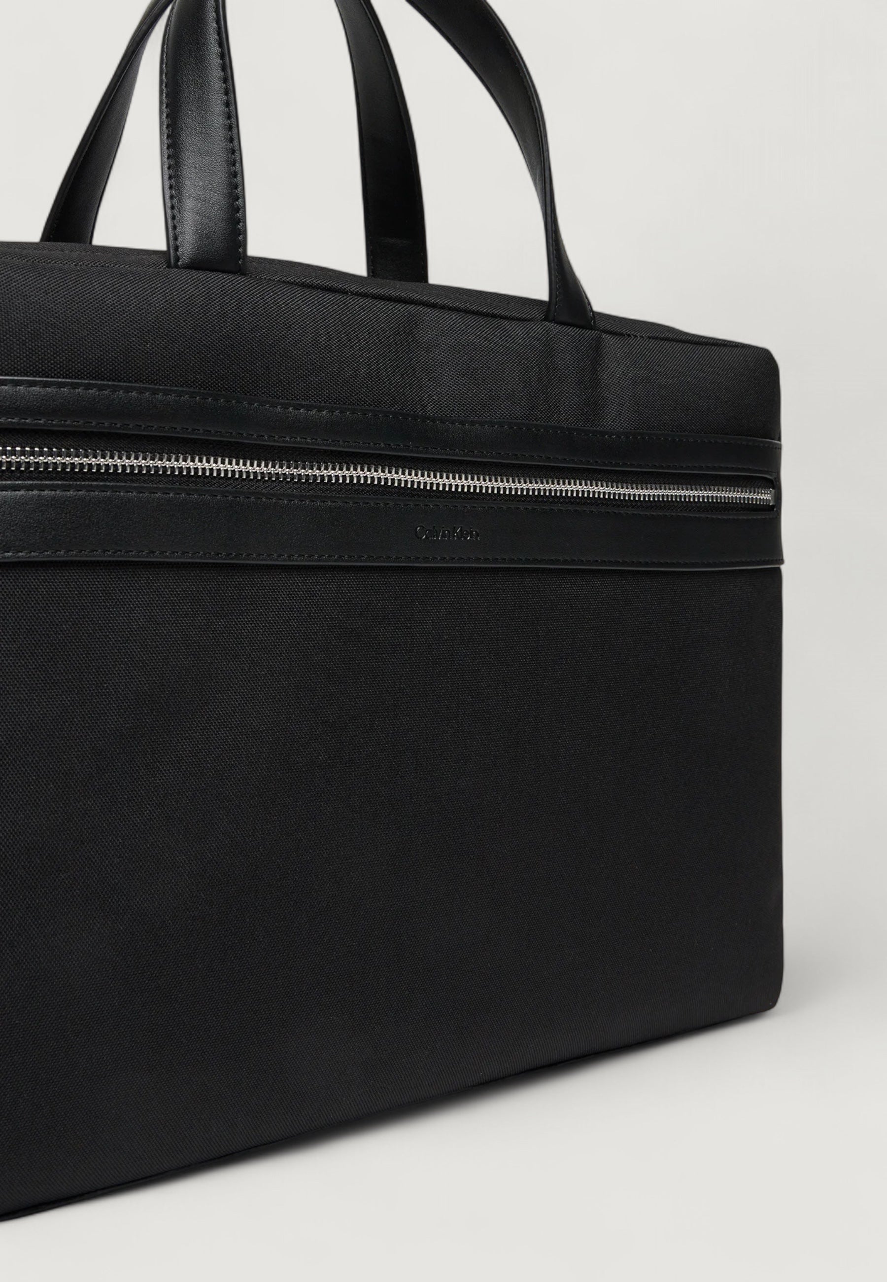 Borsa Calvin Klein CONTRAST COMMUTER BAG