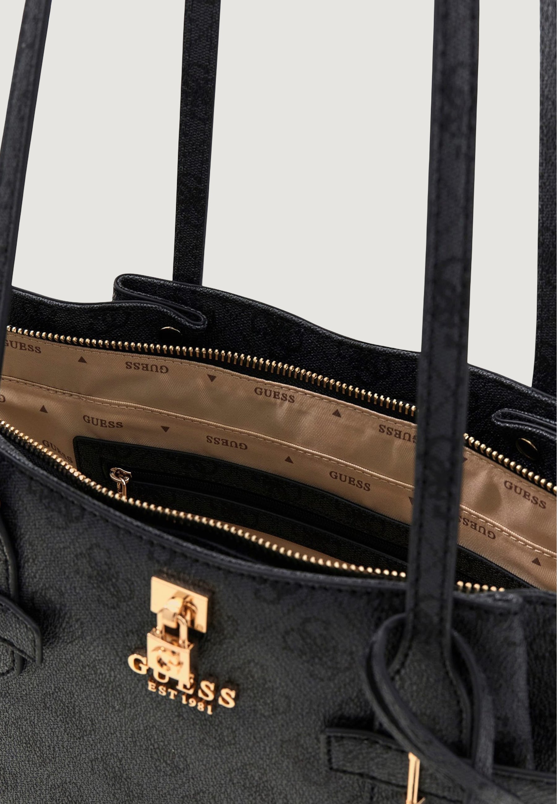 Borsa Guess YESBA GRLFRND SHOULDER SATCHEL