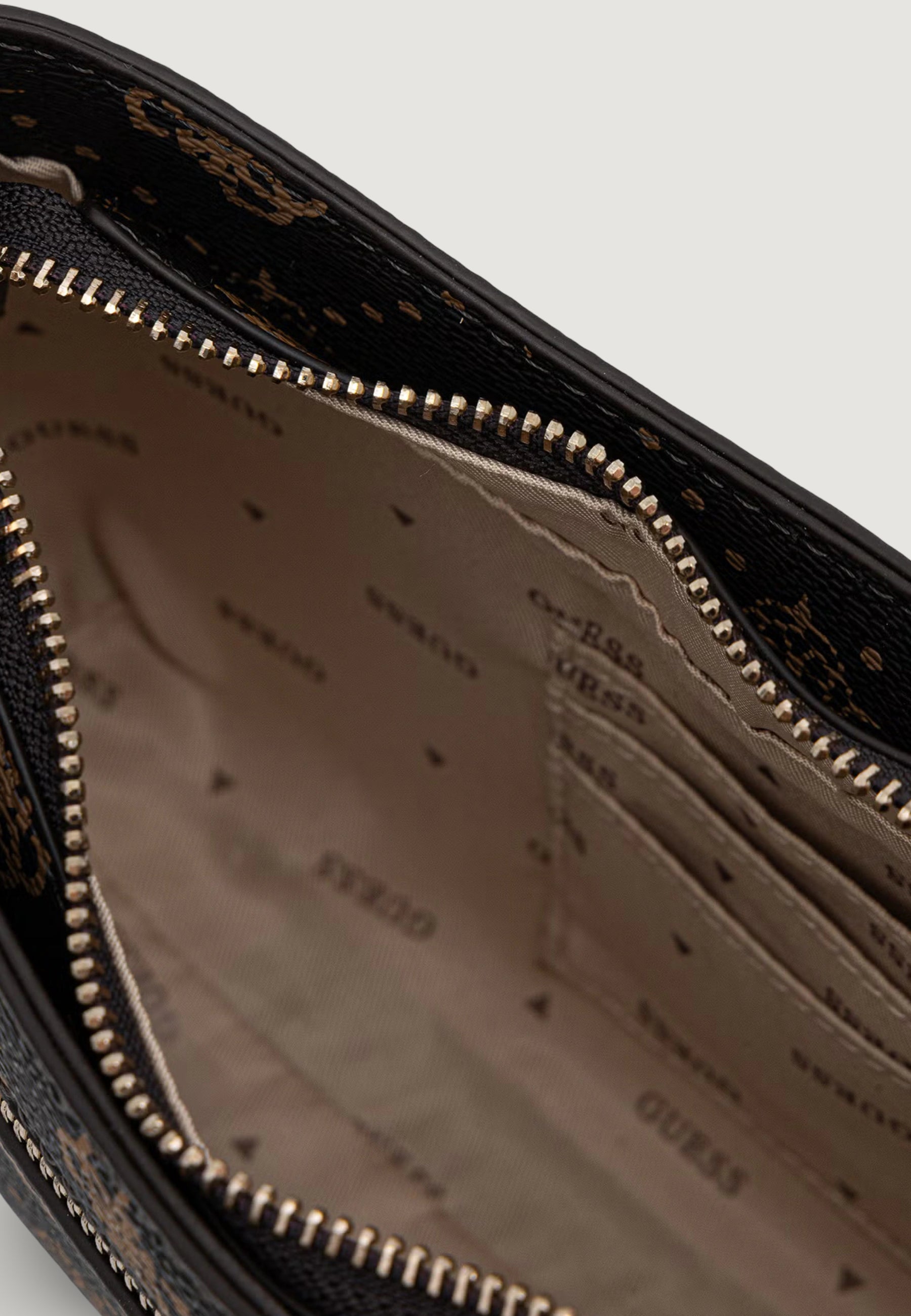 Borsa Guess EMELIE LOGO 2 COMP S