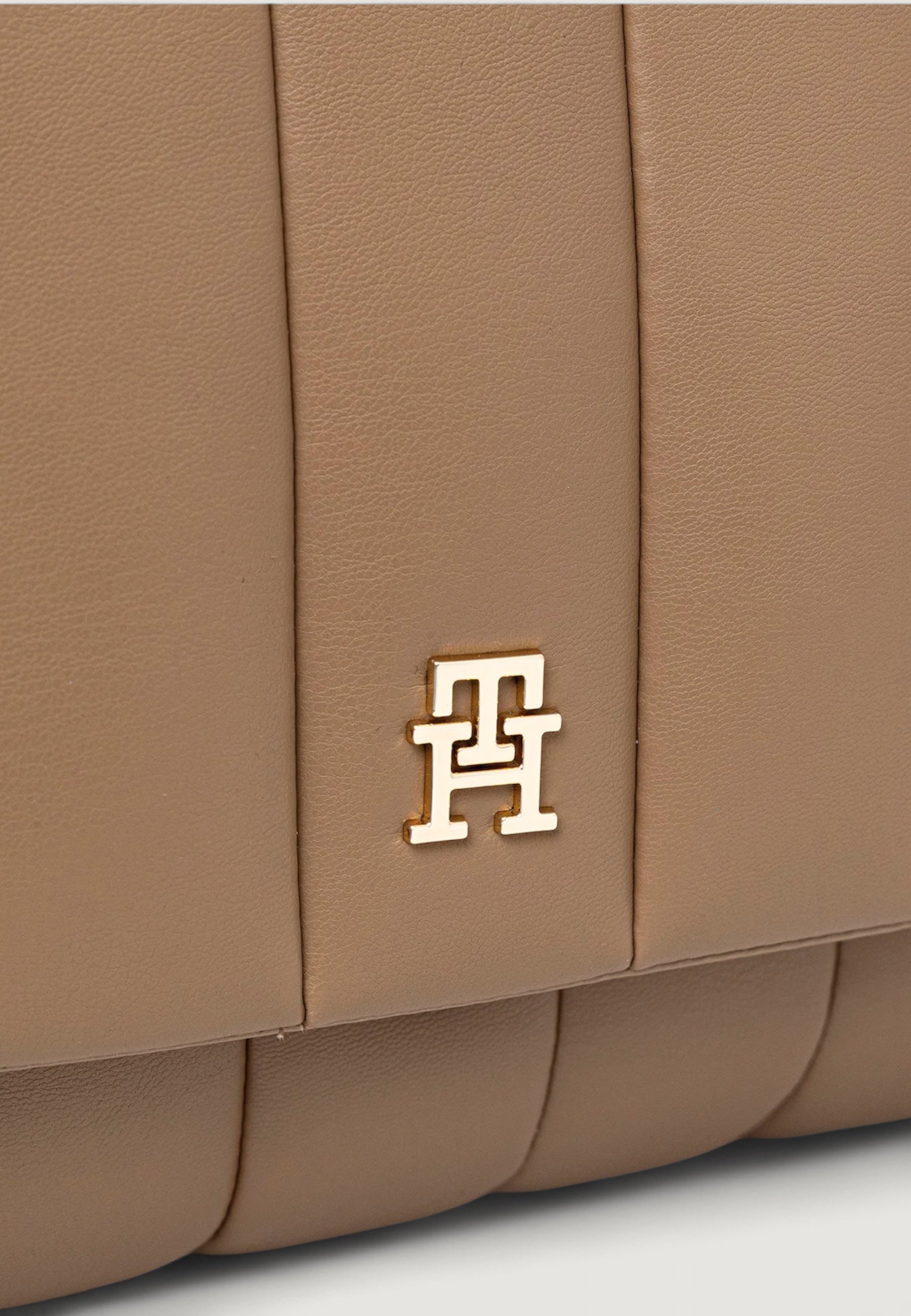 Bag Tommy Hilfiger TH GRACE MED CROSSOVER