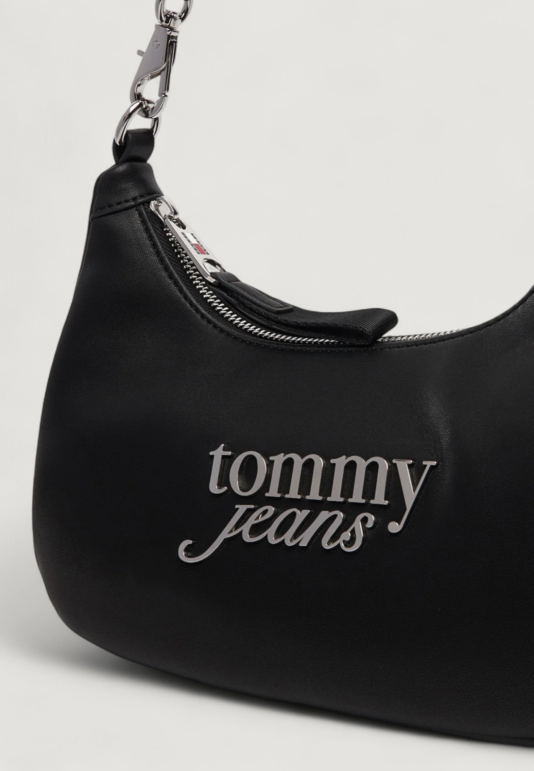 Borsa Tommy Hilfiger Jeans BOLD SCRIPT SHOULDER BAG