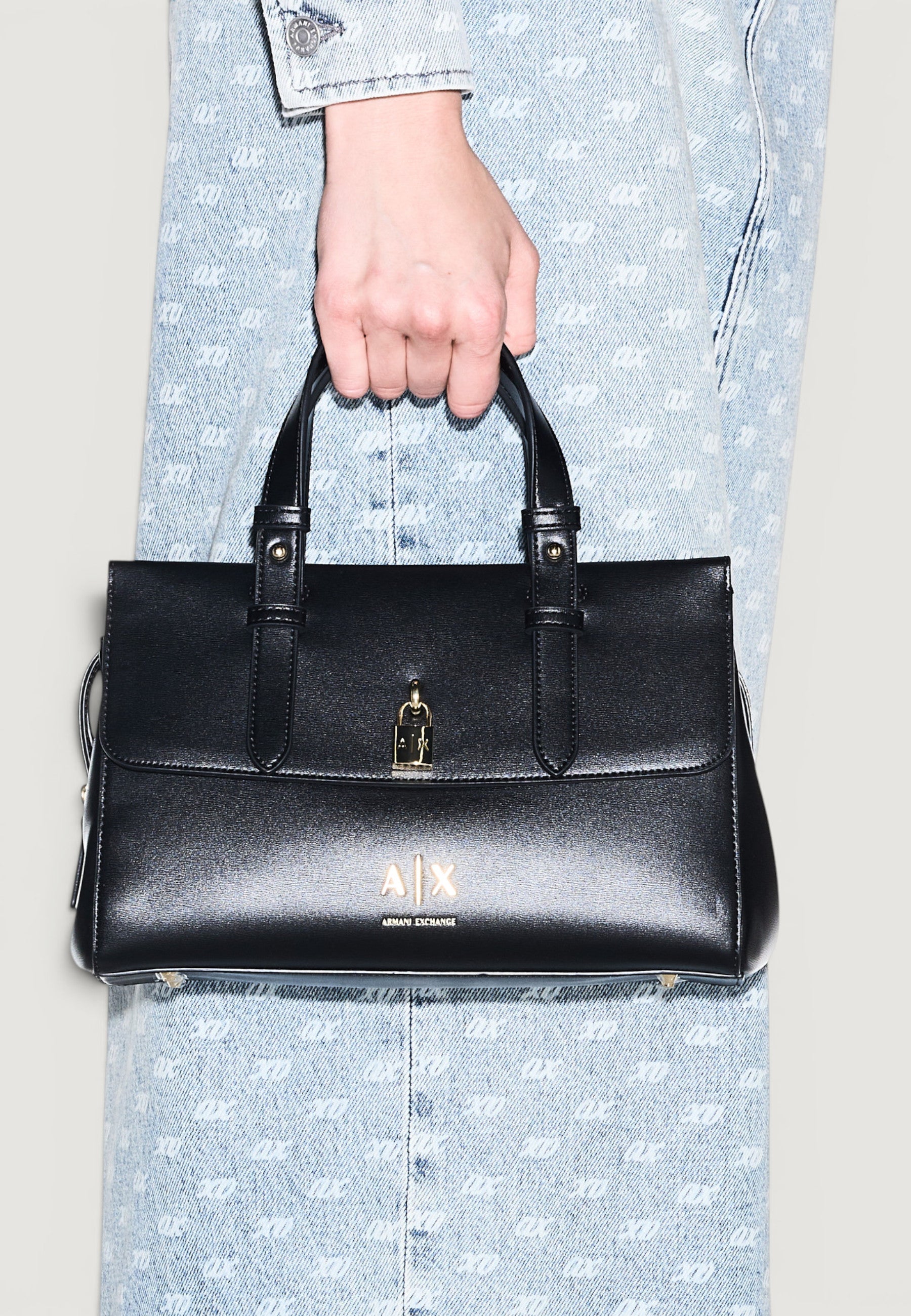 Borsa Armani Exchange XW003055 AF28605