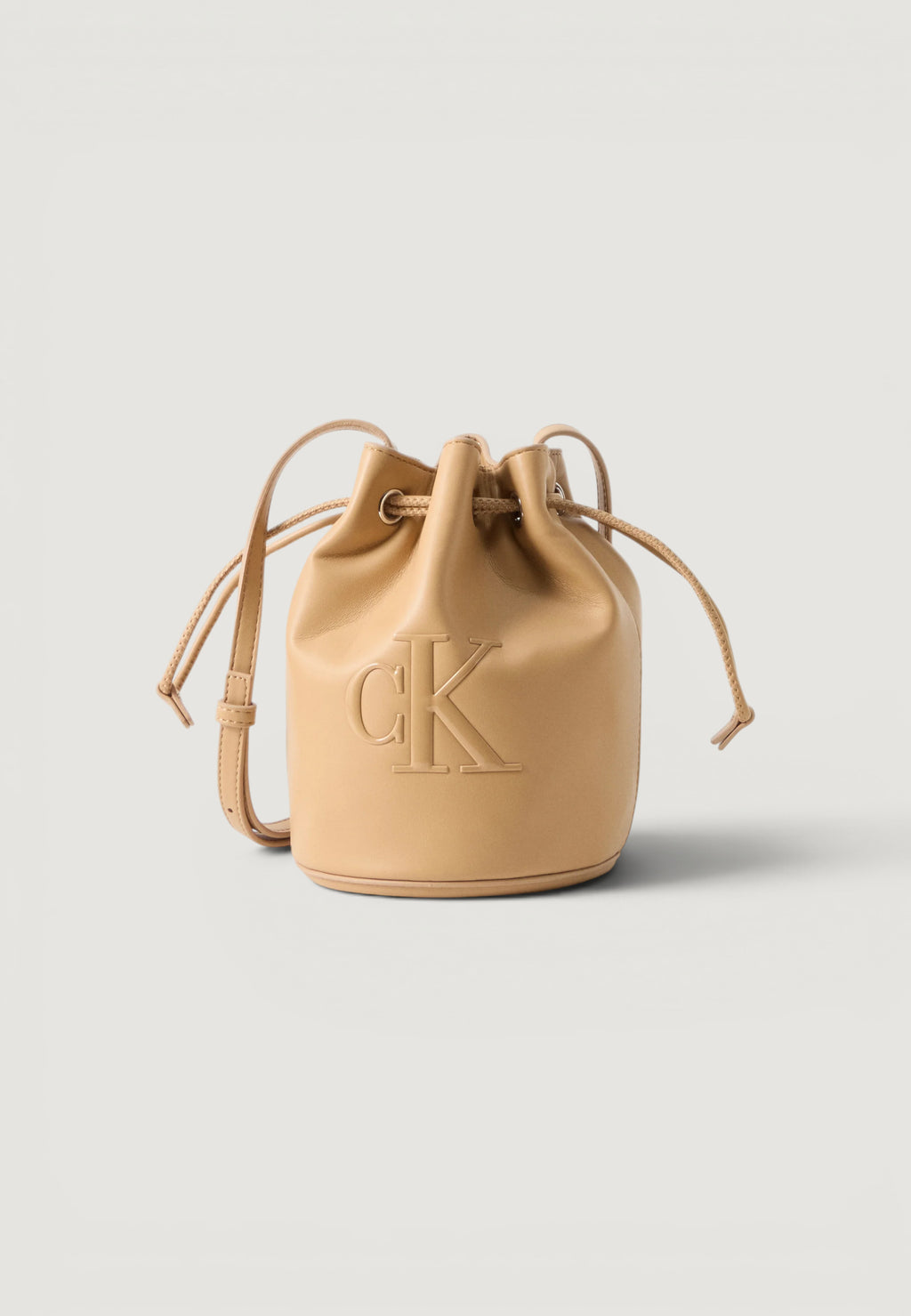 Borsa Calvin Klein BOLD CK SMALL BUCKET BAG